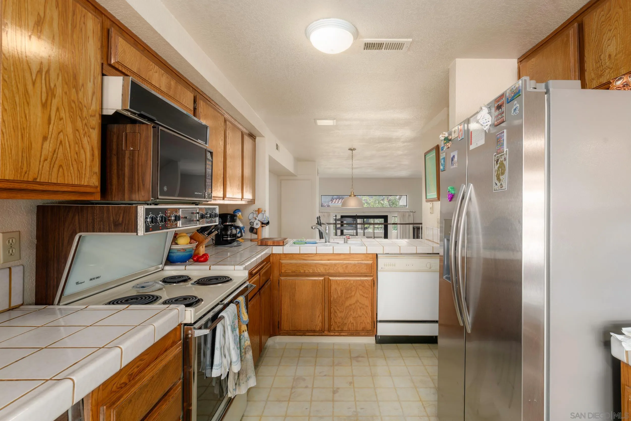 Photo #10: 260019600 Listing: Photo #10