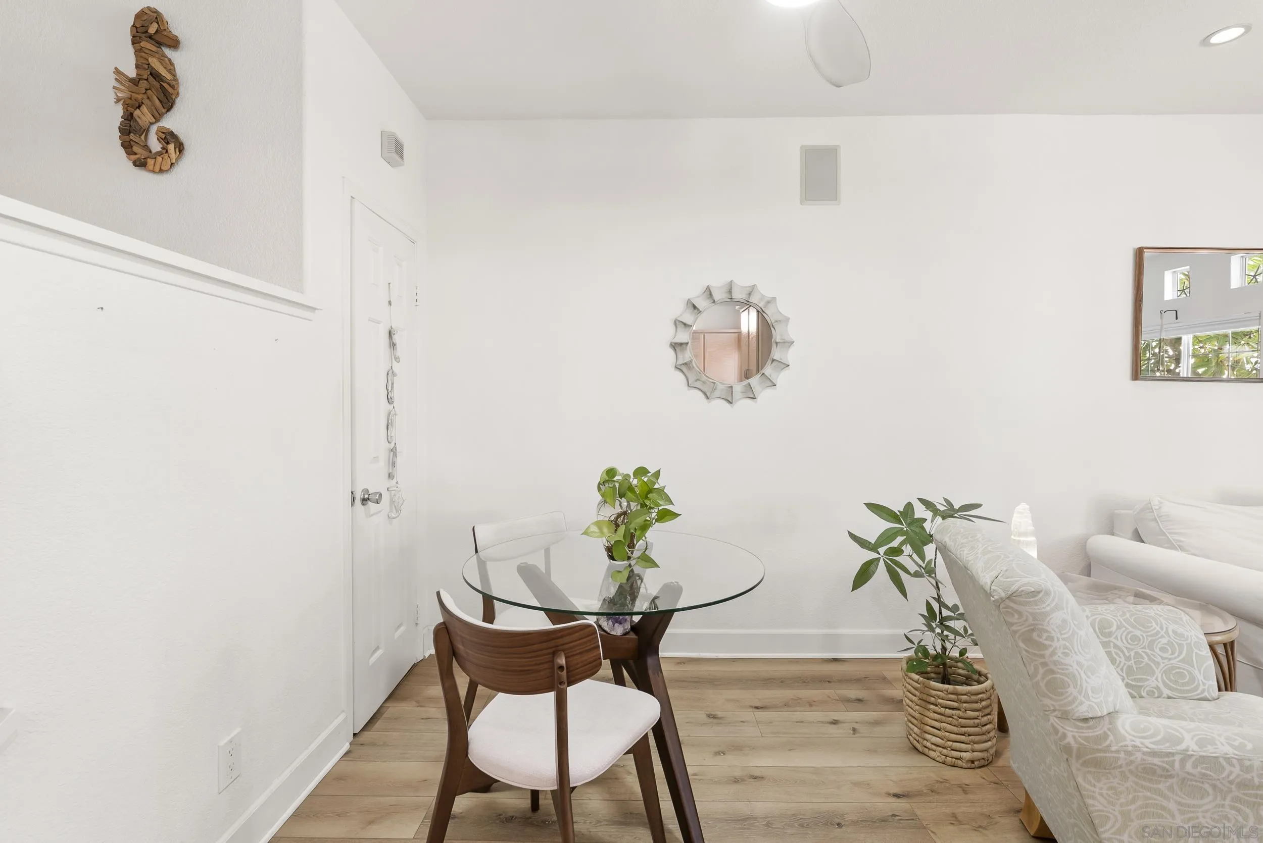 Photo #15: 260019602 Listing: Photo #15