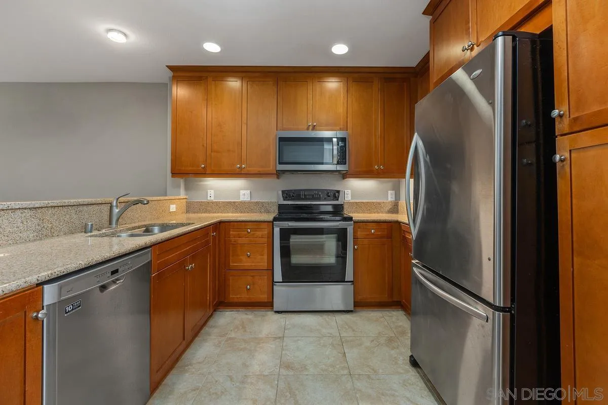 Photo #32: 260019607 Listing: Photo #32