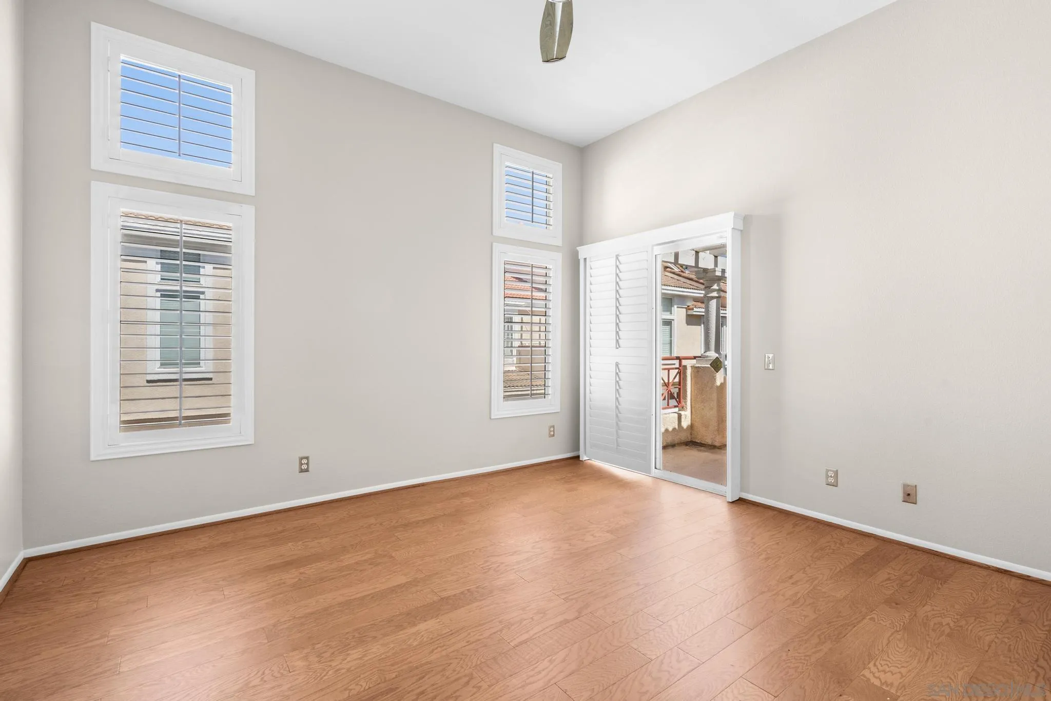 Photo #12: 260019609 Listing: Photo #12