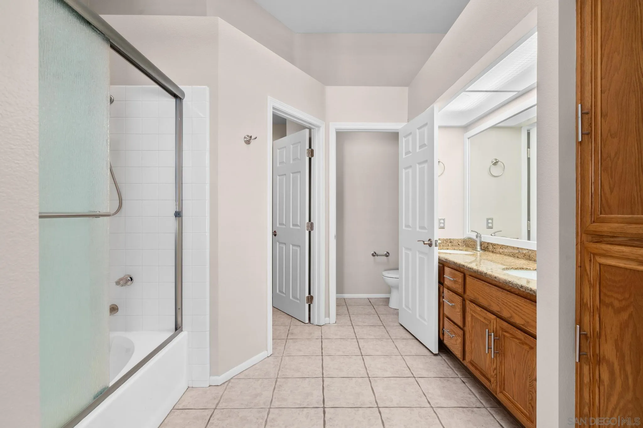 Photo #16: 260019609 Listing: Photo #16