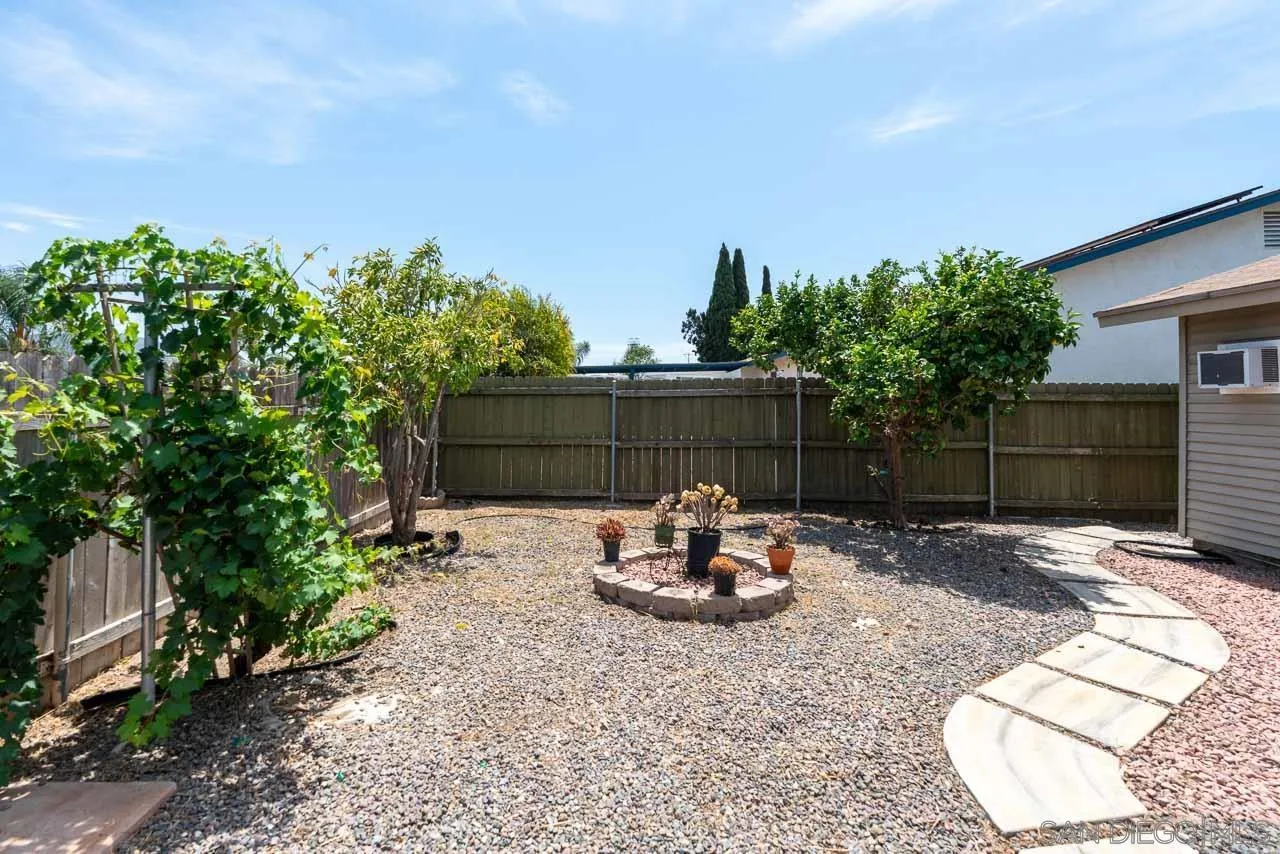 https://cdn.realtyfeed.com/cdn/127/260019610/742b50d78ab059760dd9b6eca0df3e37.webp
