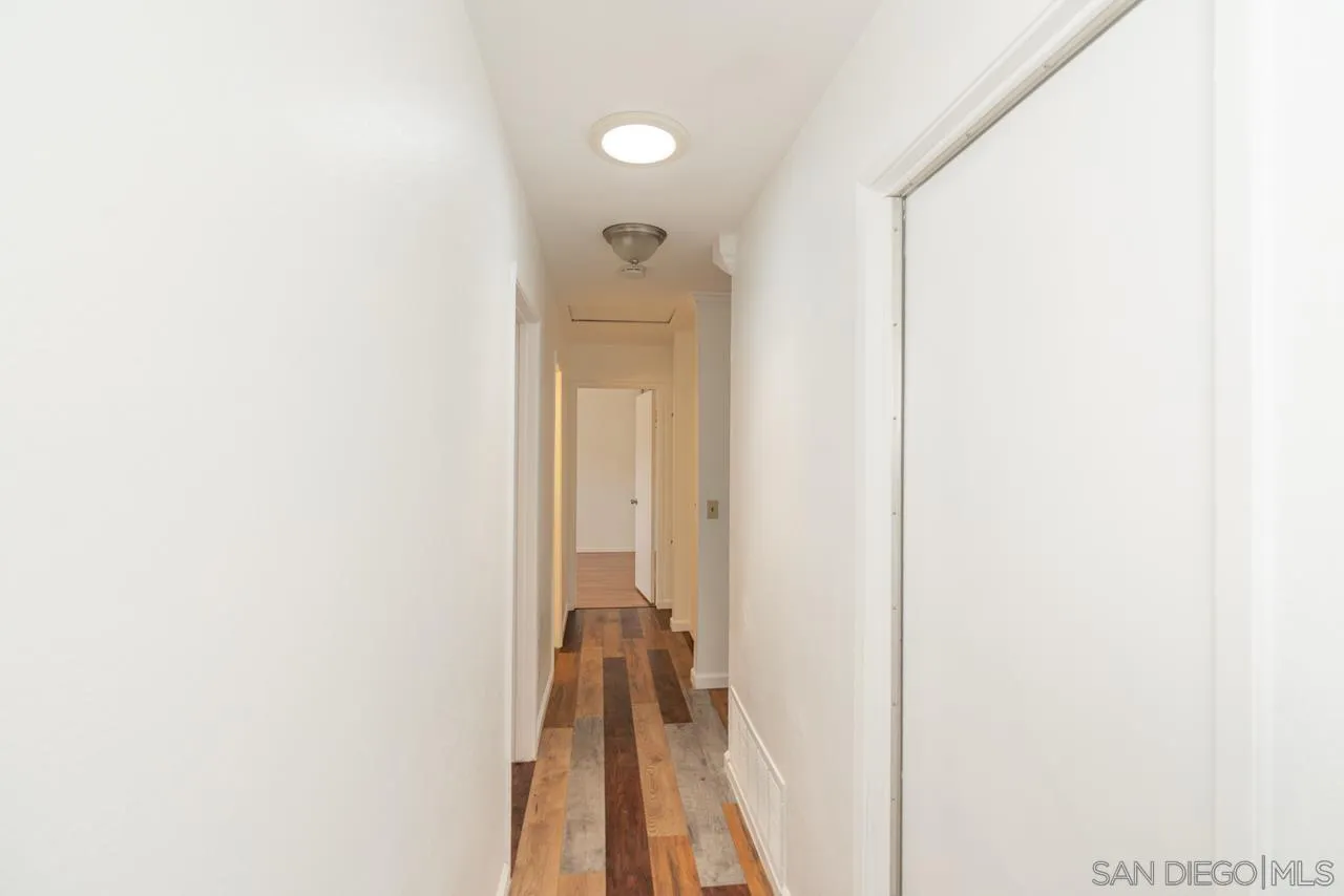 https://cdn.realtyfeed.com/cdn/127/260019610/9486742473990d1ee6092f031951019e.webp