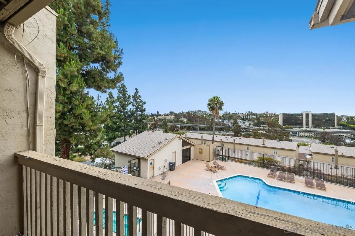 Photo #3: 260019611 Listing: Photo #3