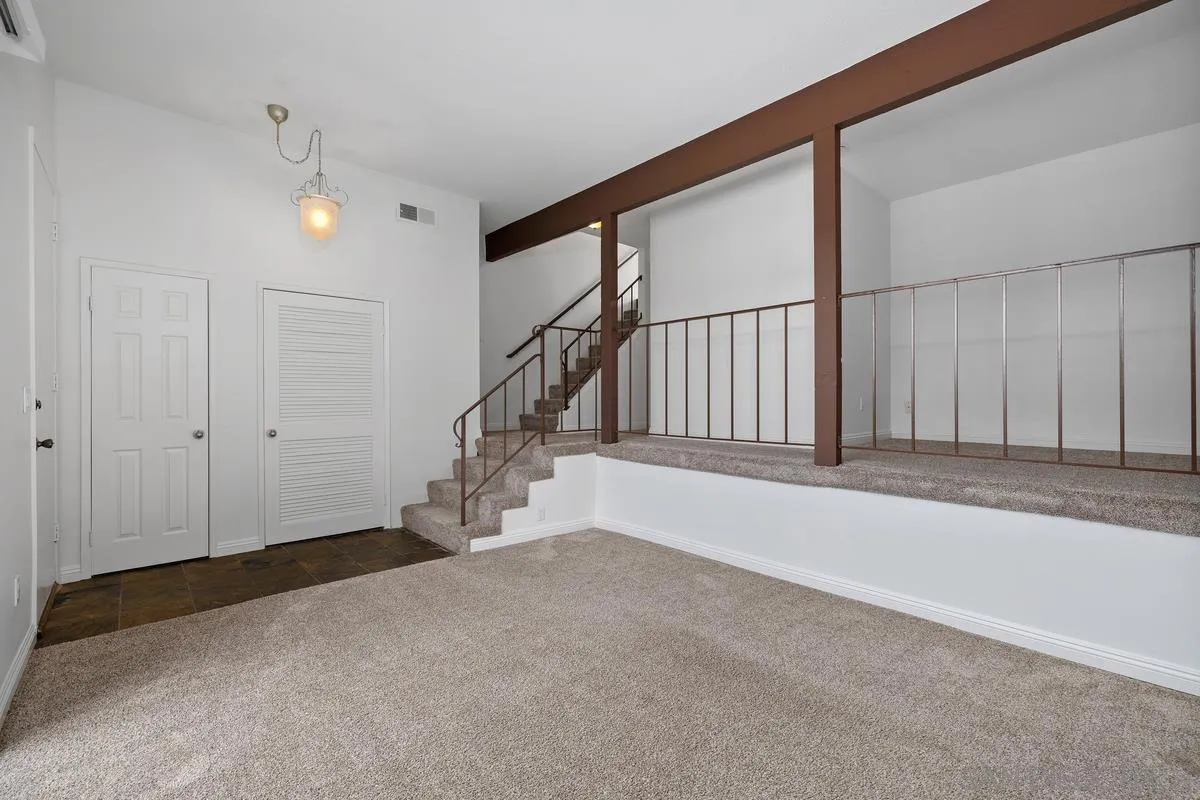 Photo #12: 260019611 Listing: Photo #12