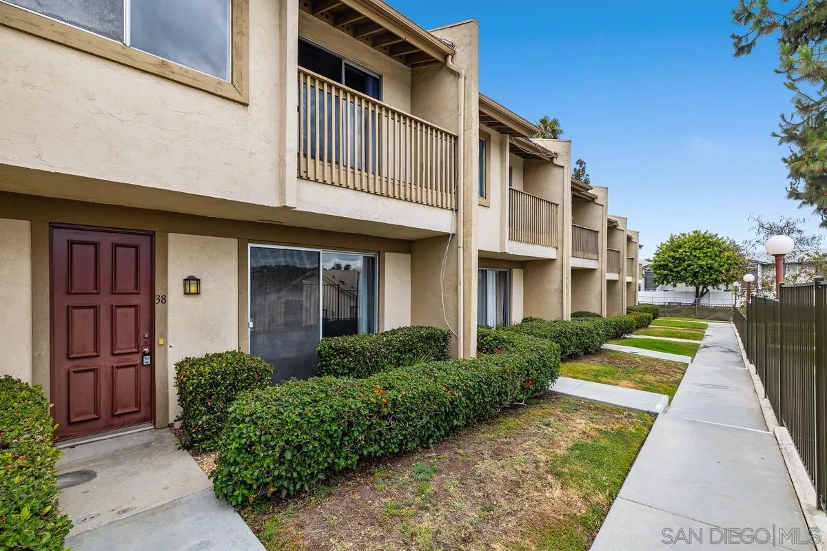 Photo #2: 260019611 Listing: Photo #2
