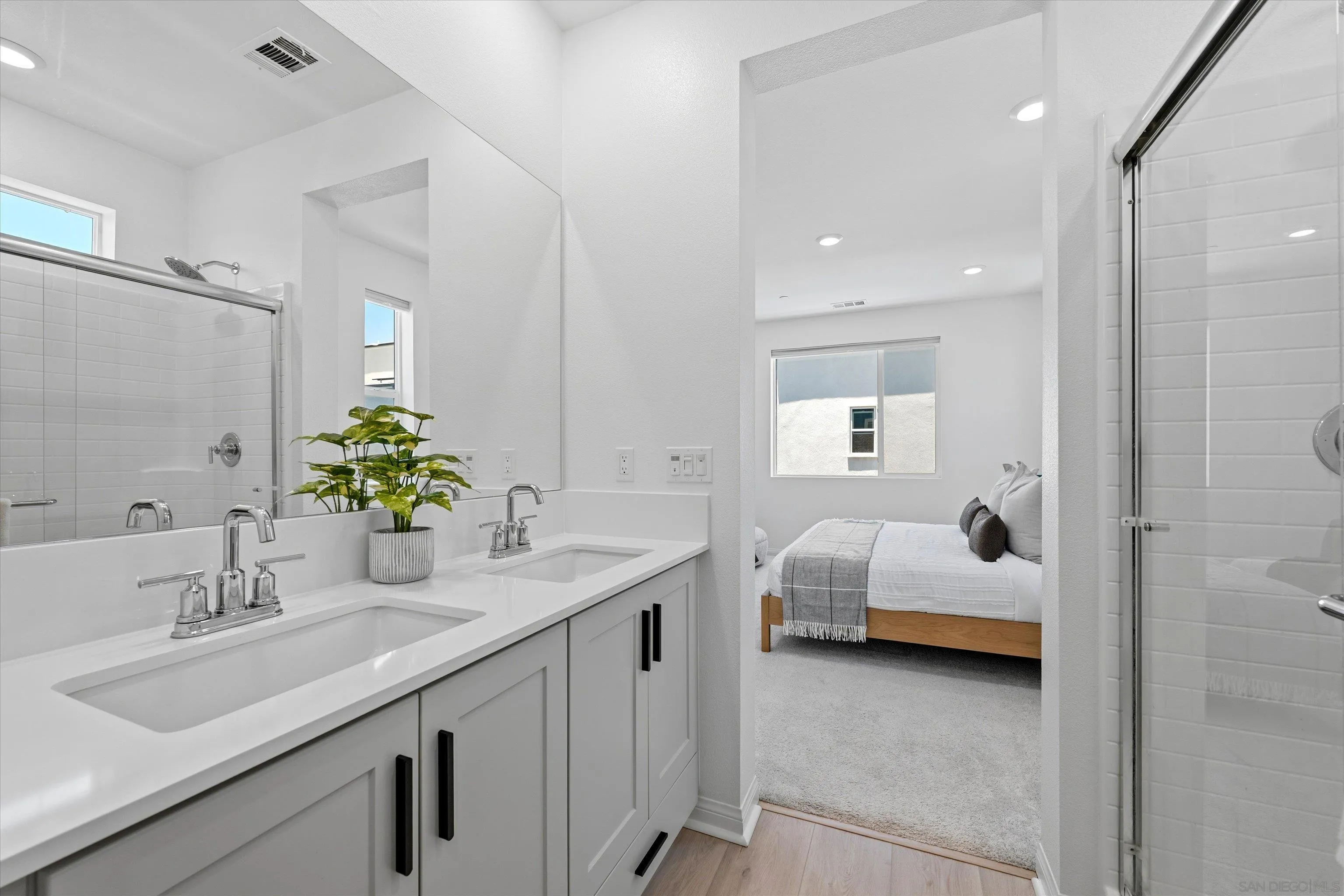 Photo #22: 260019612 Listing: Photo #22