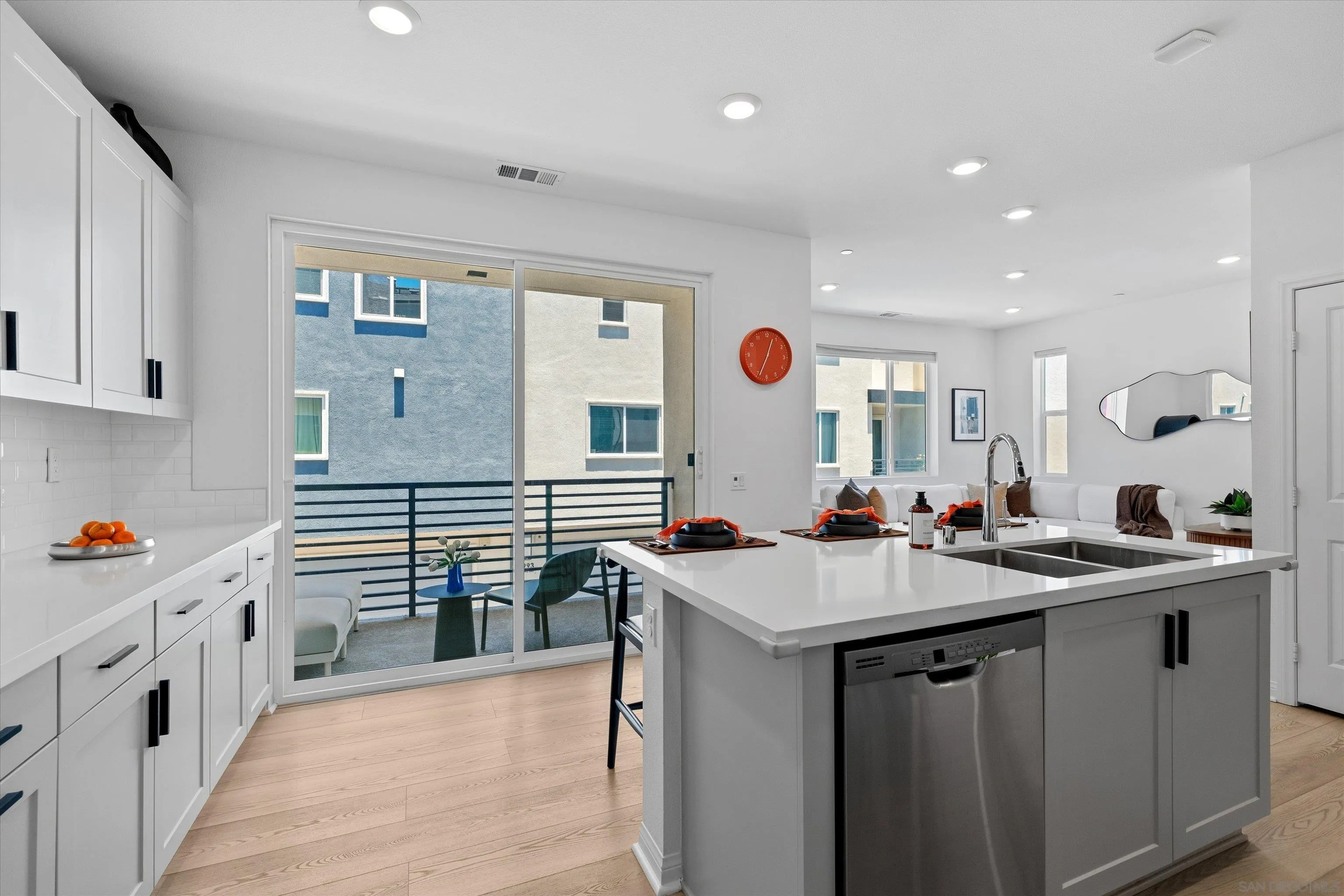 Photo #8: 260019612 Listing: Photo #8