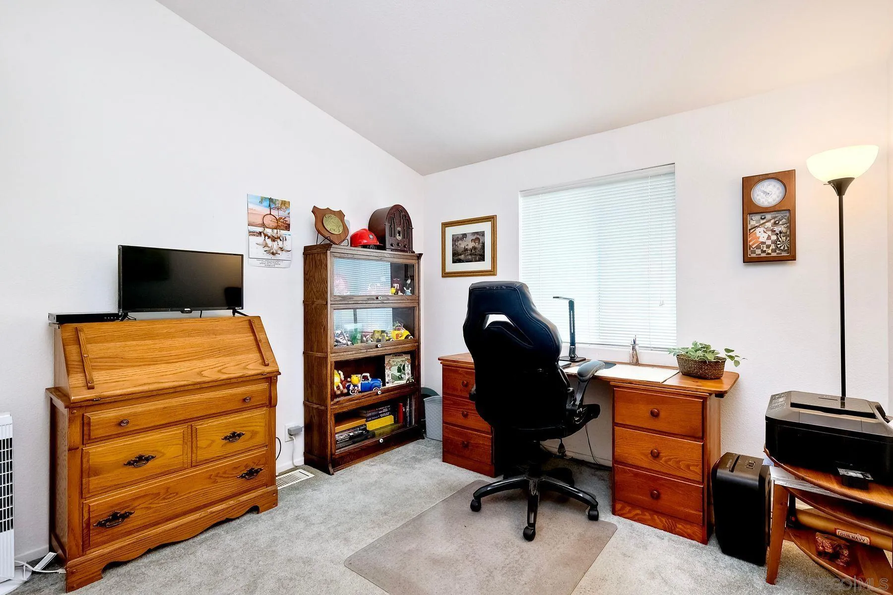 https://cdn.realtyfeed.com/cdn/127/260019616/1f2f5b75826801063685fffdecd1eeed.webp