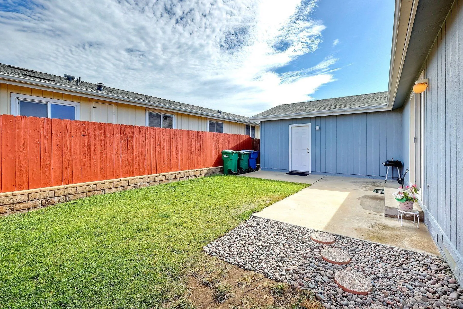 https://cdn.realtyfeed.com/cdn/127/260019616/328b58724d9a7e912200d54d78eff4c0.webp