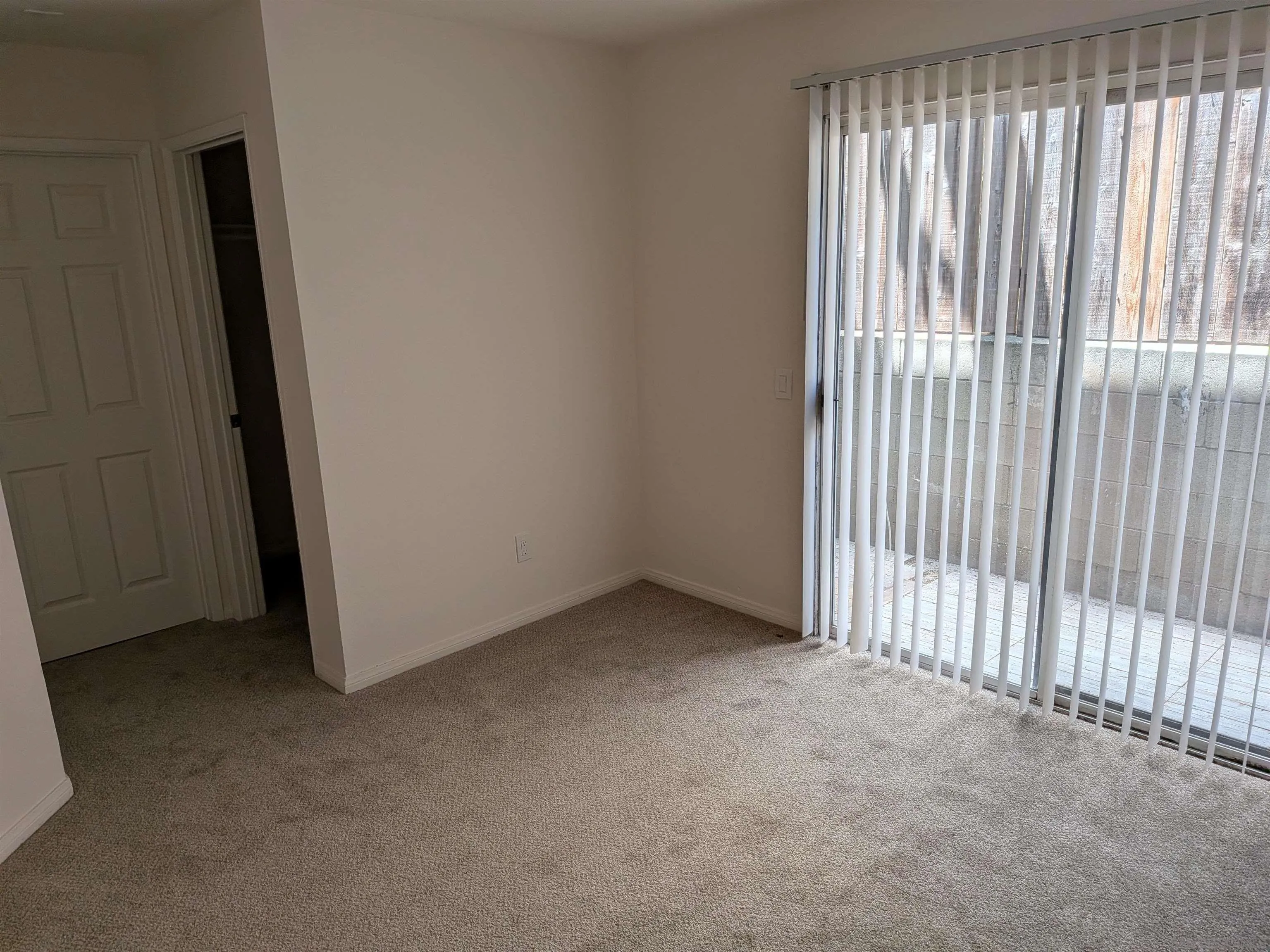 1932 West Dr. Unit B, Vista, CA 92083 - Photo 3 of 4, Vista, CA