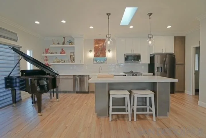 6550 Ponto Dr Unit 4, Carlsbad, CA 92011 - Main photo, Carlsbad, CA