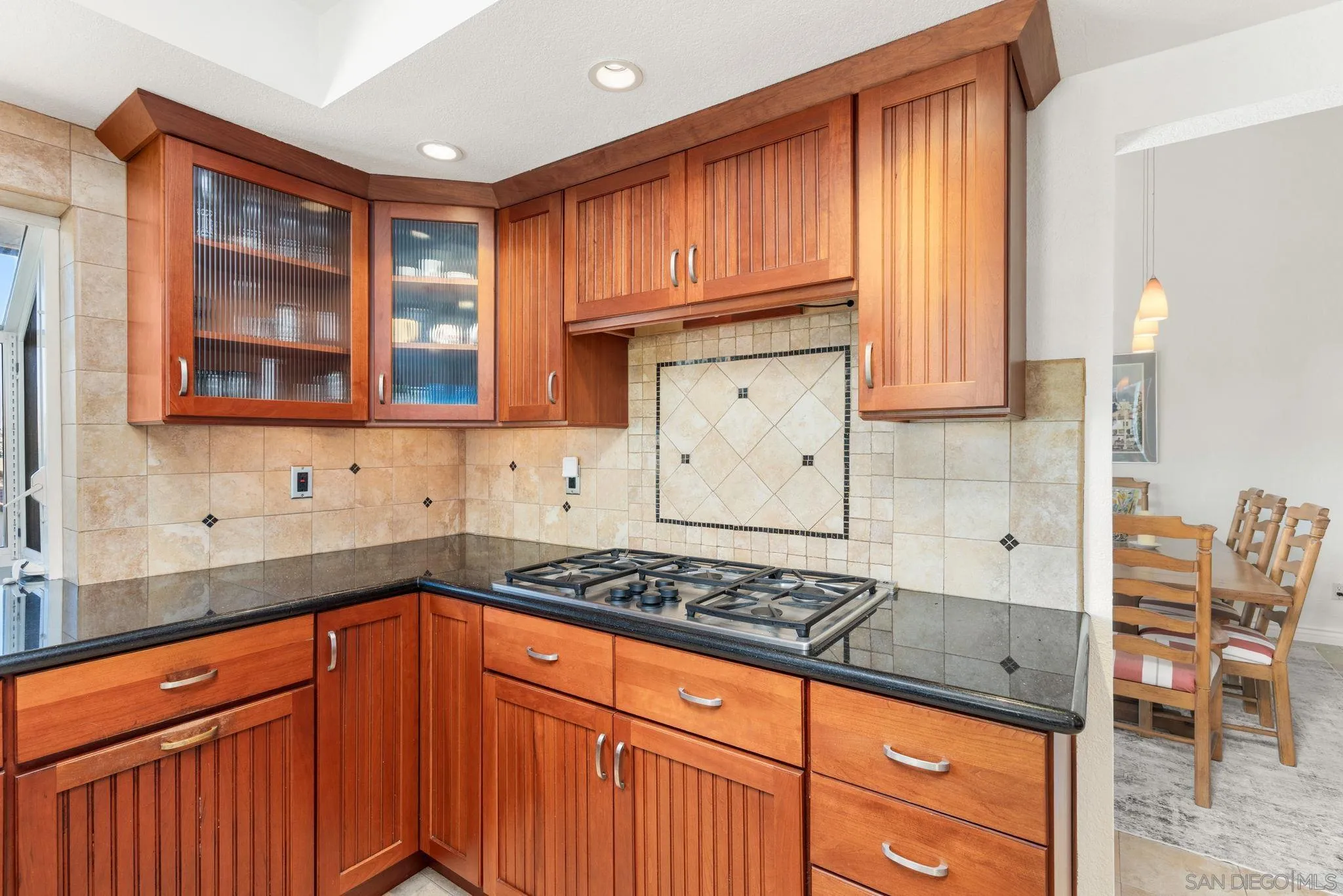 https://cdn.realtyfeed.com/cdn/127/260019622/09357a681266a3f408a1d8f2b1ec5f3b.webp