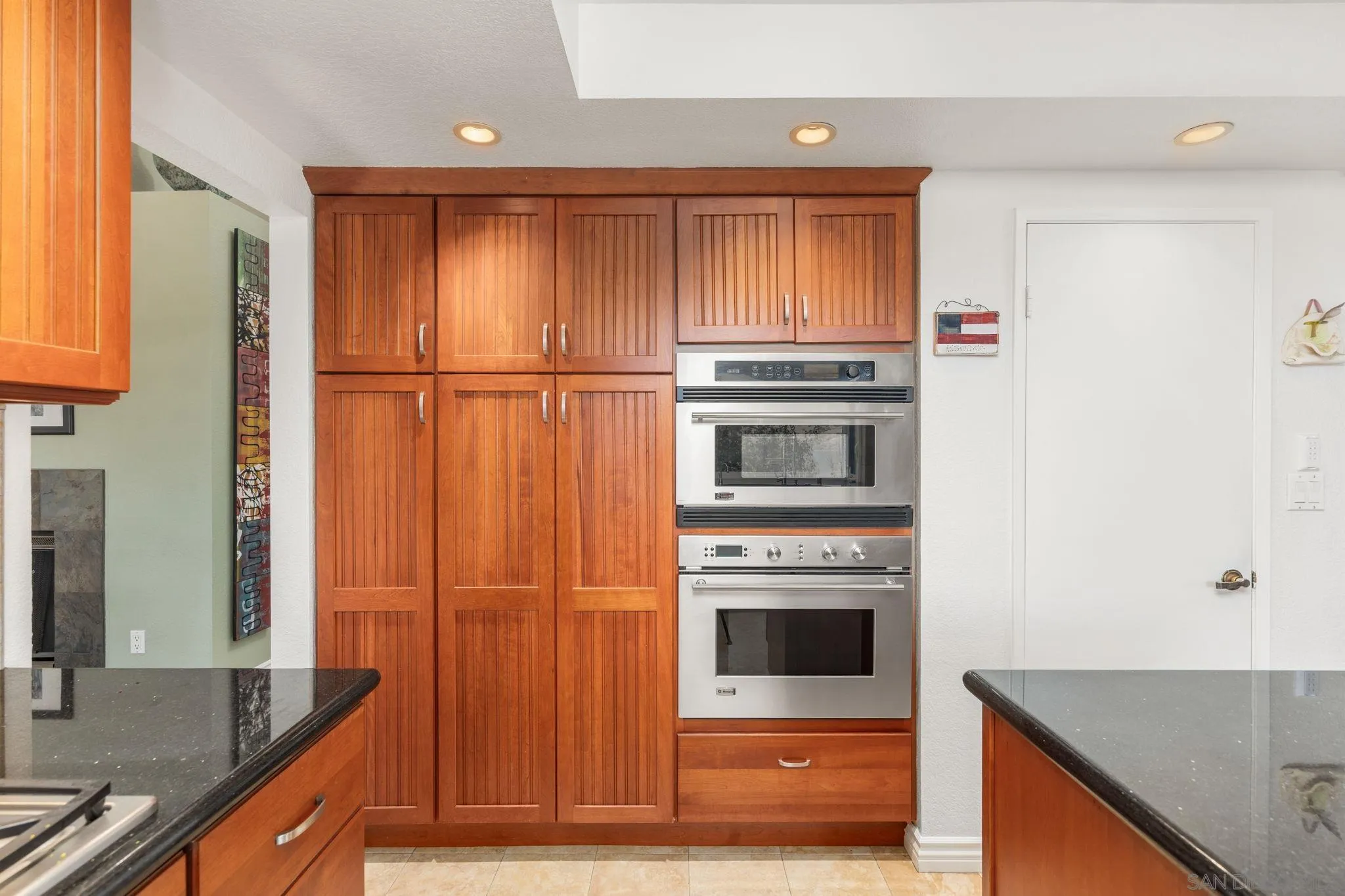 https://cdn.realtyfeed.com/cdn/127/260019622/1606b32d273a98eec0a9780fd23b8d95.webp