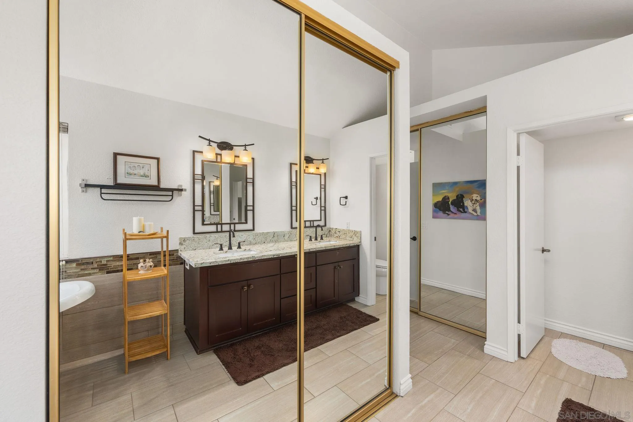 https://cdn.realtyfeed.com/cdn/127/260019622/1e474990d8f6bbf573fe581dfeedbcb0.webp