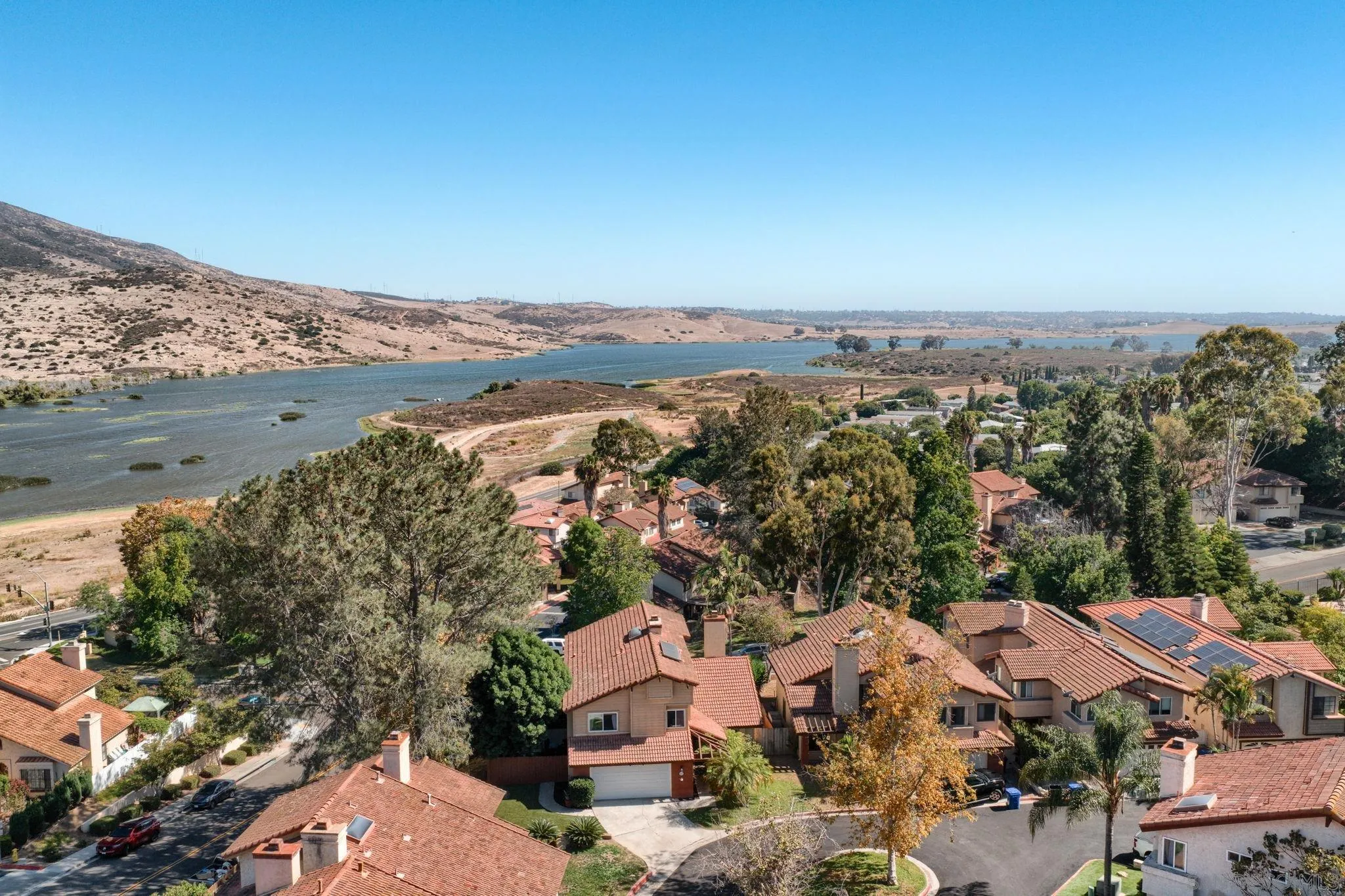 https://cdn.realtyfeed.com/cdn/127/260019622/dc68c7ea4d70d4283c6aeac46f38901e.webp