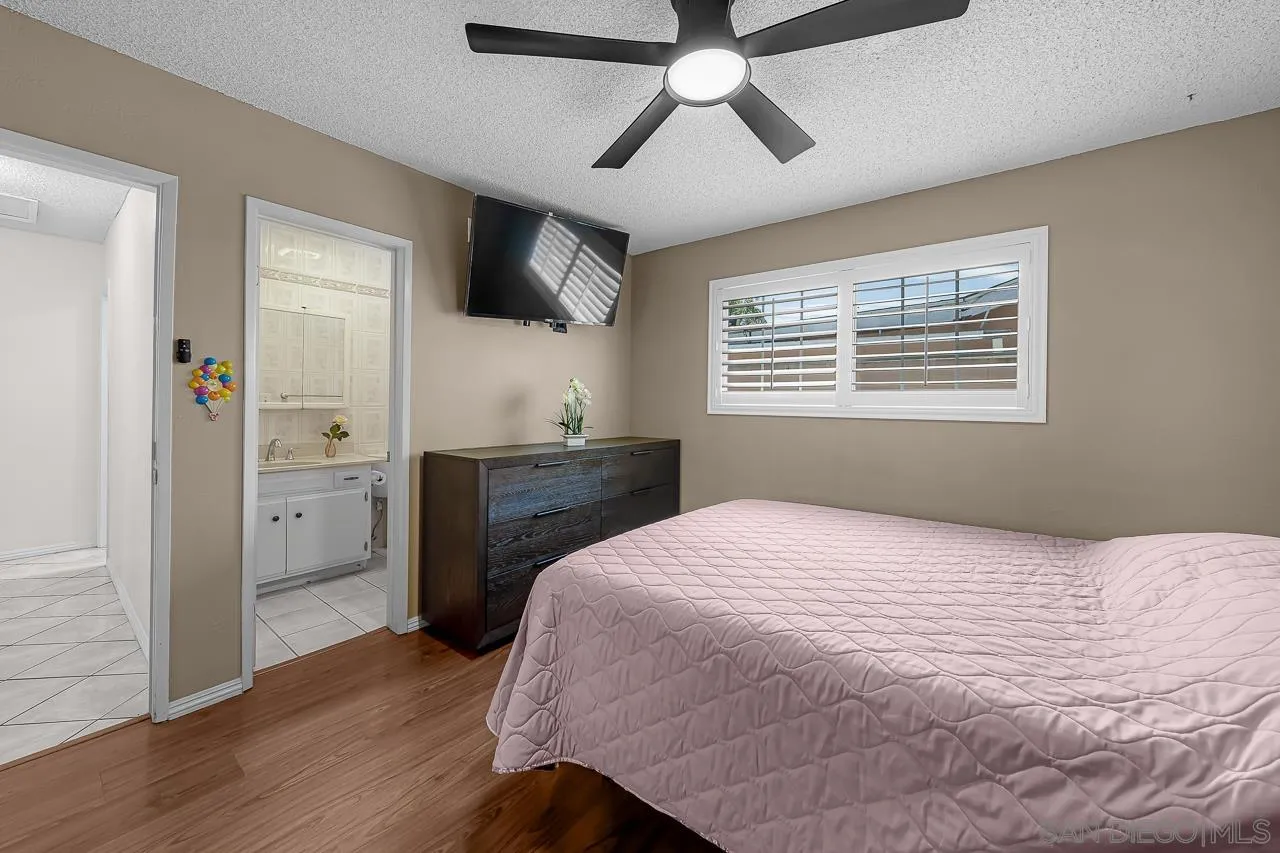 https://cdn.realtyfeed.com/cdn/127/260019623/b13d5471883361005741b63b3f7ae422.webp