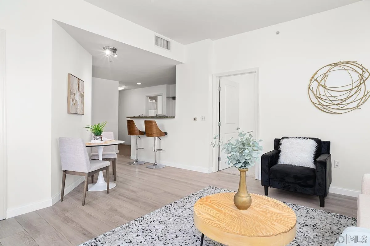 https://cdn.realtyfeed.com/cdn/127/260019626/a7bc7c67cd9fdfcbc0a4bf8a1bf2ece4.webp