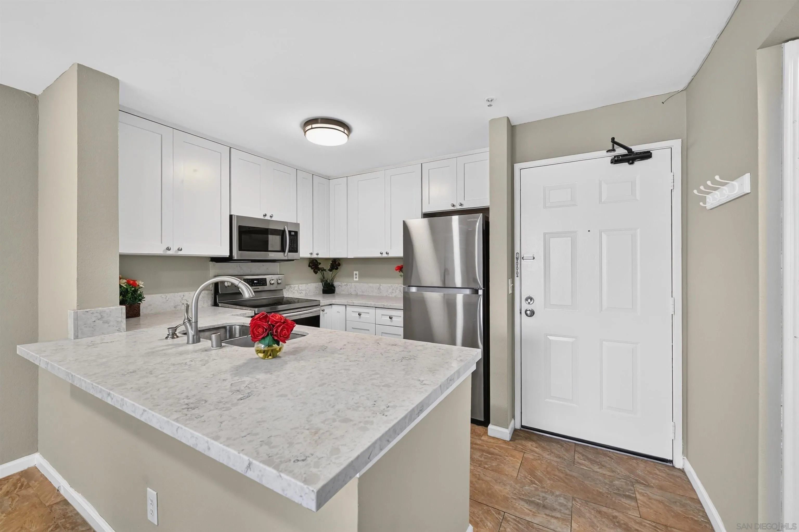 Photo #8: 260019631 Listing: Photo #8