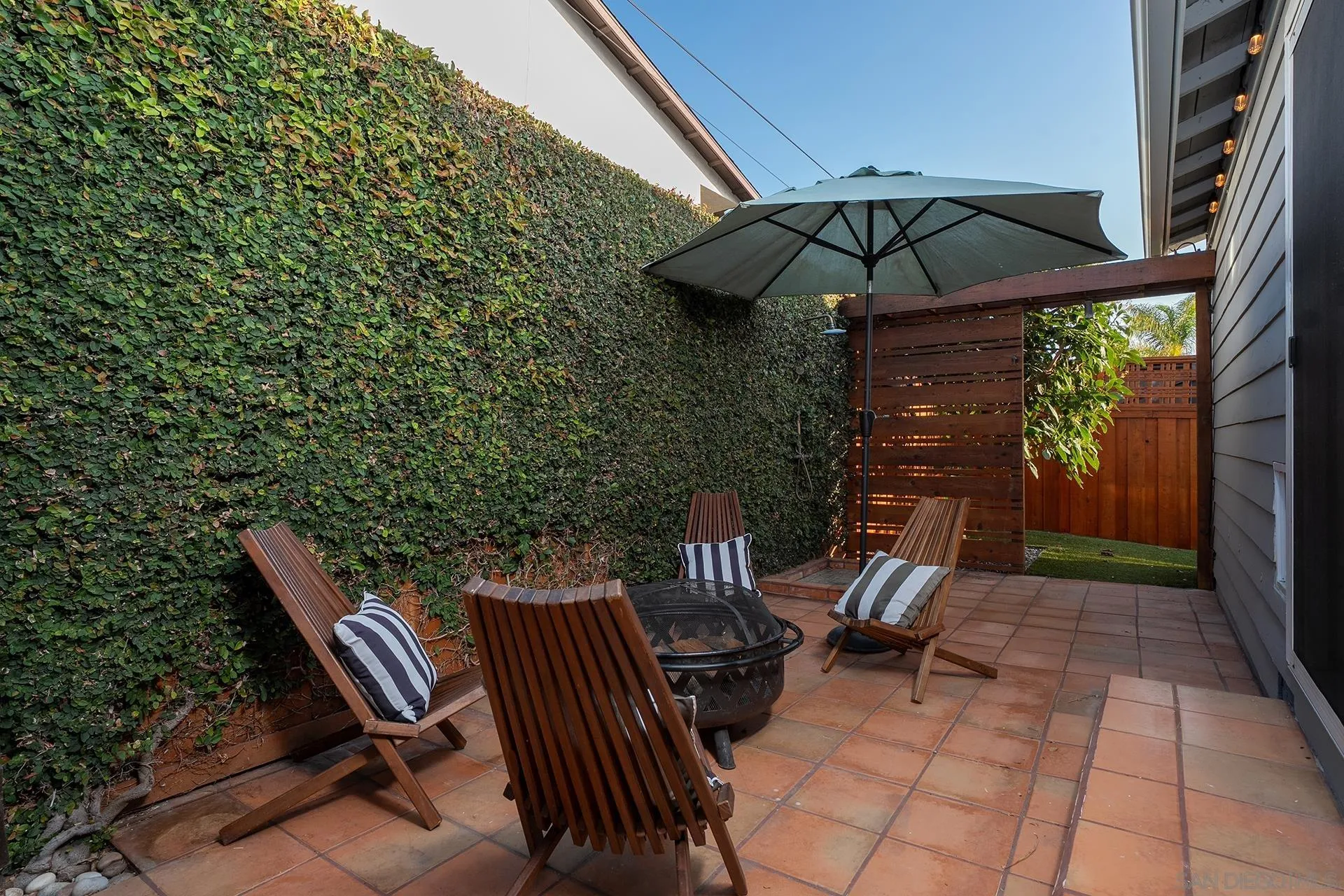 https://cdn.realtyfeed.com/cdn/127/260019633/0d9f389adbc04fd90baef3e2d6790945.webp