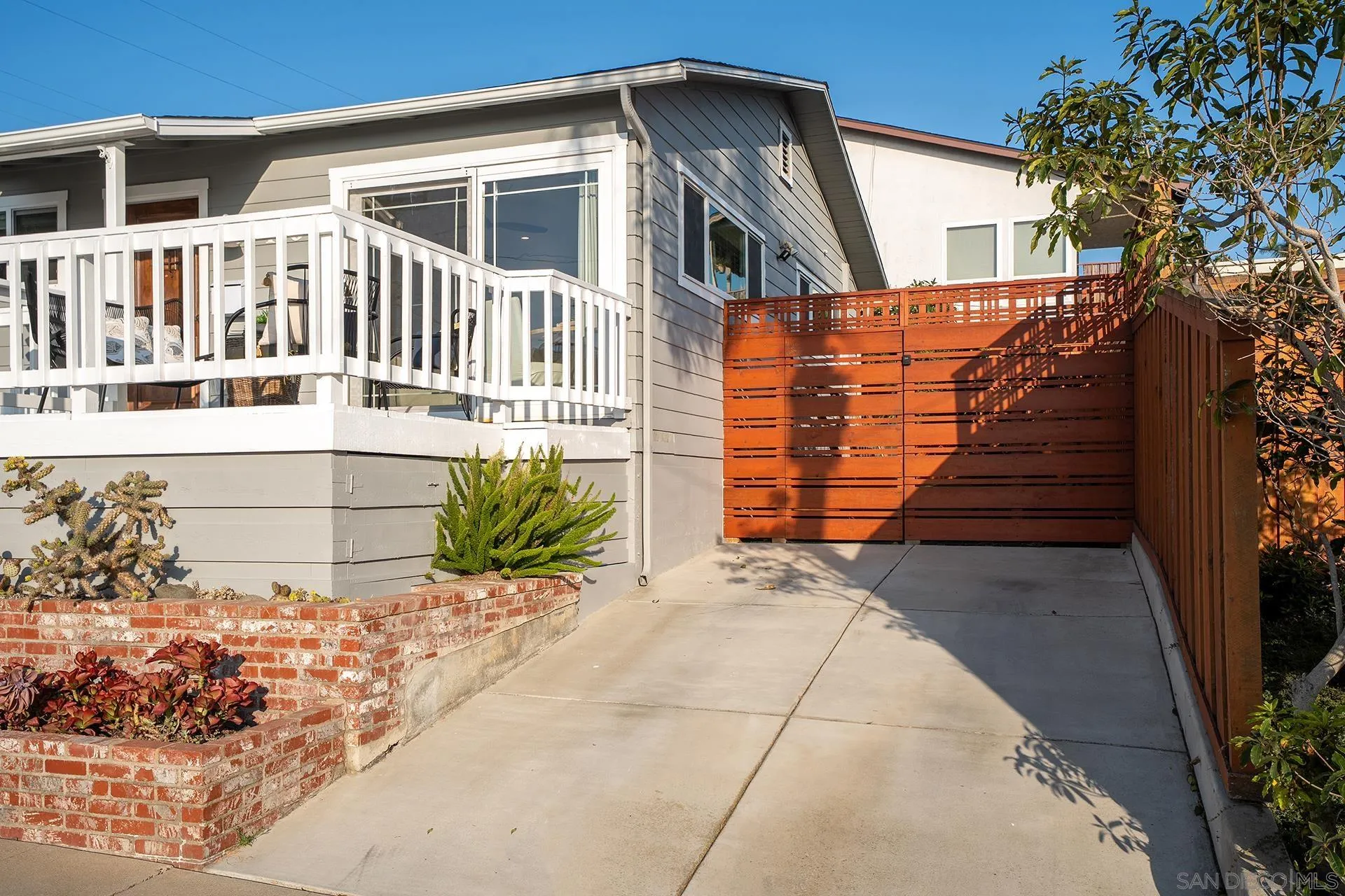 https://cdn.realtyfeed.com/cdn/127/260019633/3798ed8190fa5c2fe388af284f28b7c0.webp