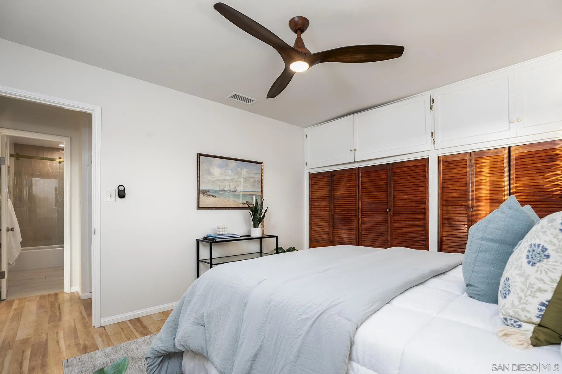 https://cdn.realtyfeed.com/cdn/127/260019633/543099b124f92863c0f594ebc35e7d6a.webp