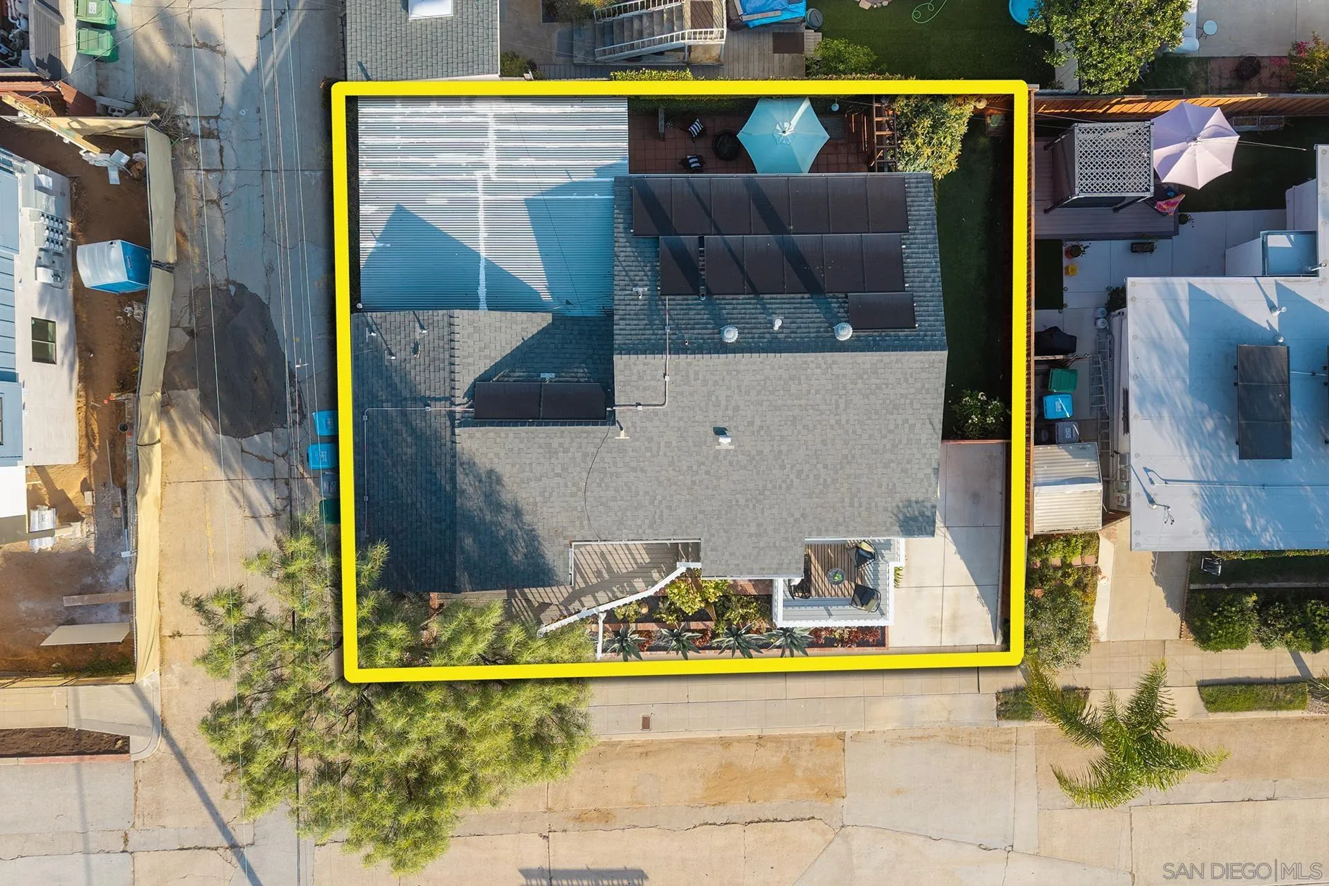 https://cdn.realtyfeed.com/cdn/127/260019633/a76c1bf113b29a70ebb4886d5f590867.webp