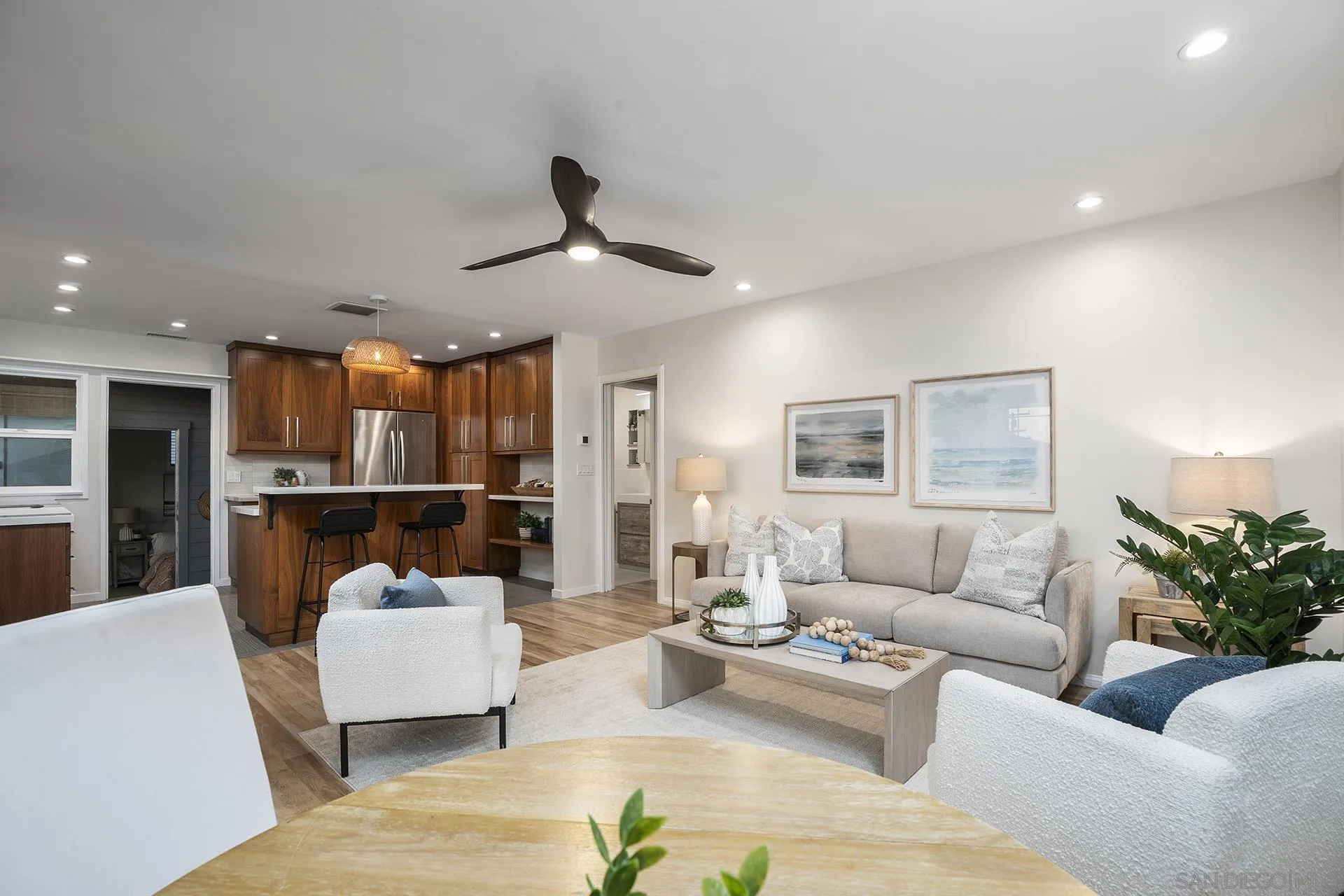 https://cdn.realtyfeed.com/cdn/127/260019633/bd7e053672ec7ac8eebdc1efbecd5379.webp