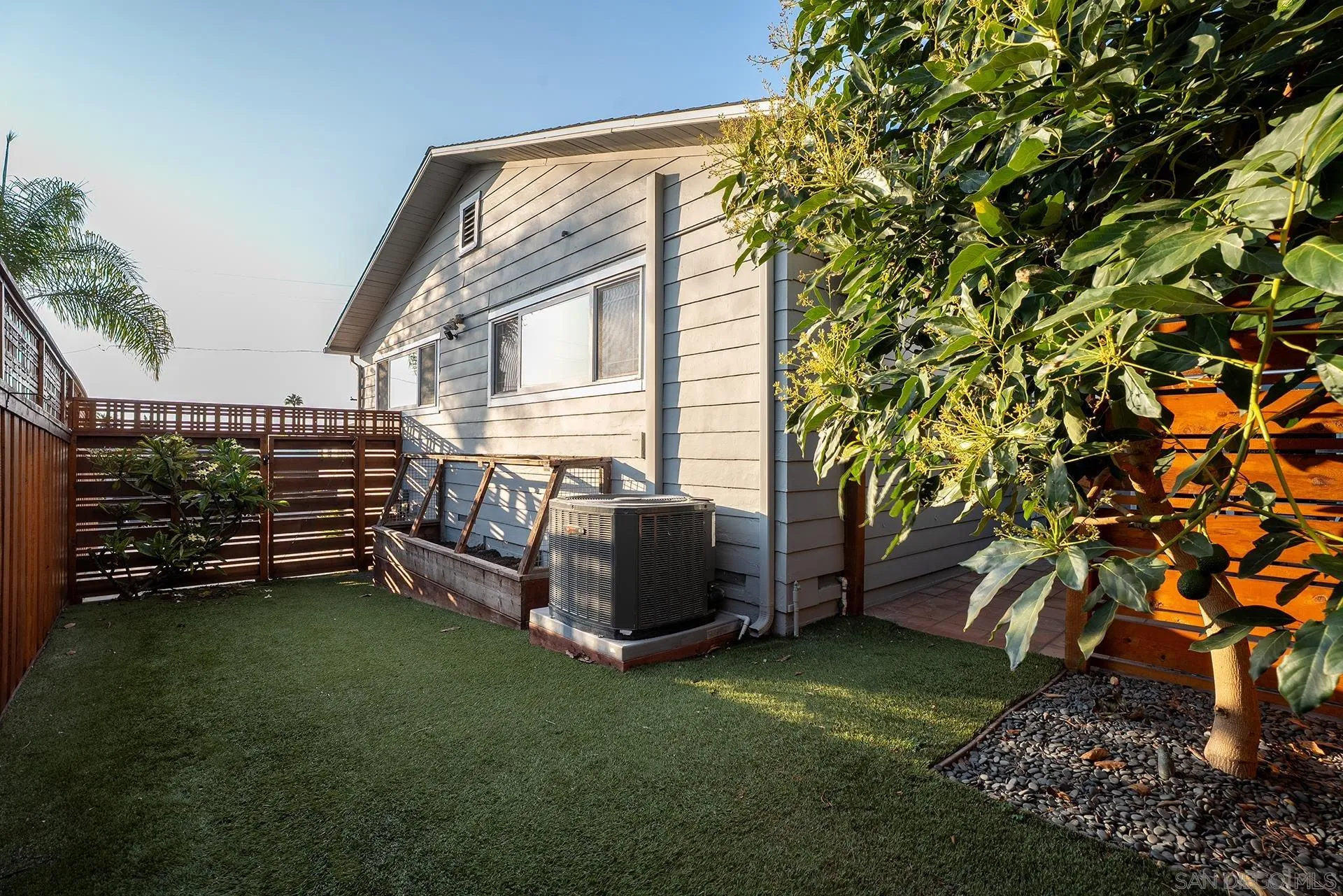 https://cdn.realtyfeed.com/cdn/127/260019633/ceb5d6294971f866a7062f1d017f374f.webp
