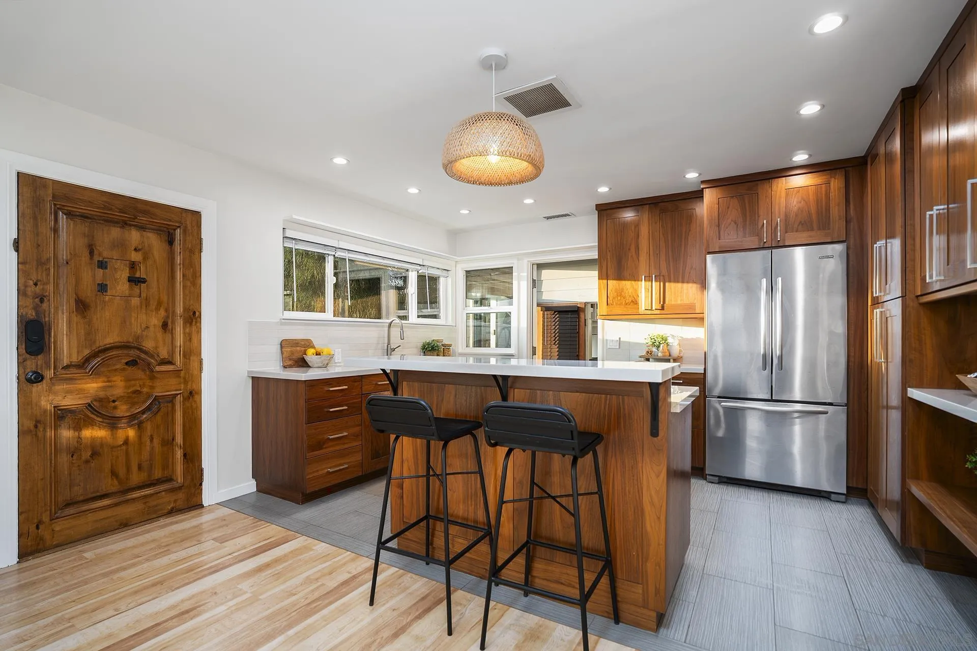 https://cdn.realtyfeed.com/cdn/127/260019633/cec57e38f199d5eca3a555887aa84bbc.webp