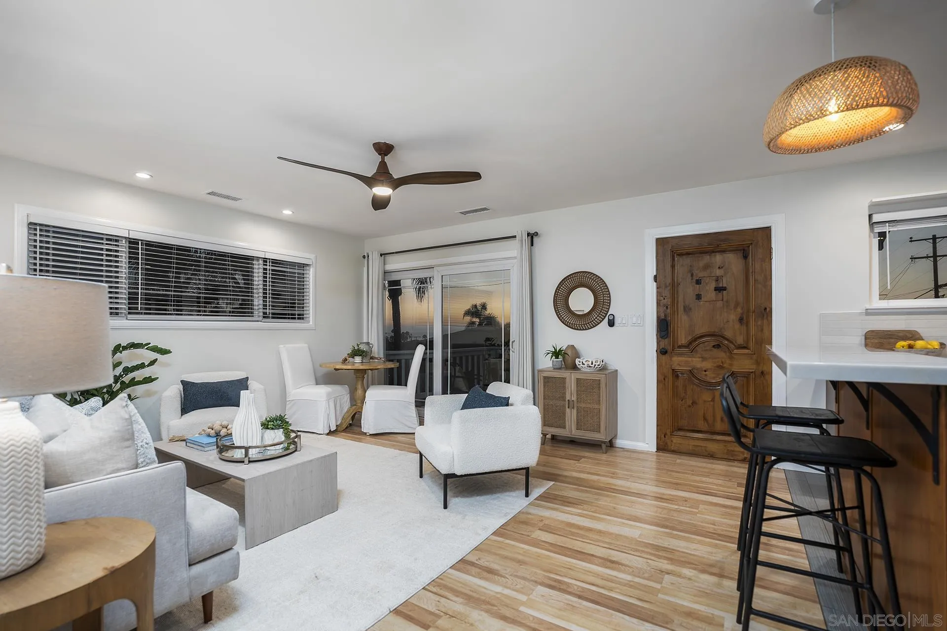 https://cdn.realtyfeed.com/cdn/127/260019633/d70872775ab09fd0a9b12a67d9db362a.webp