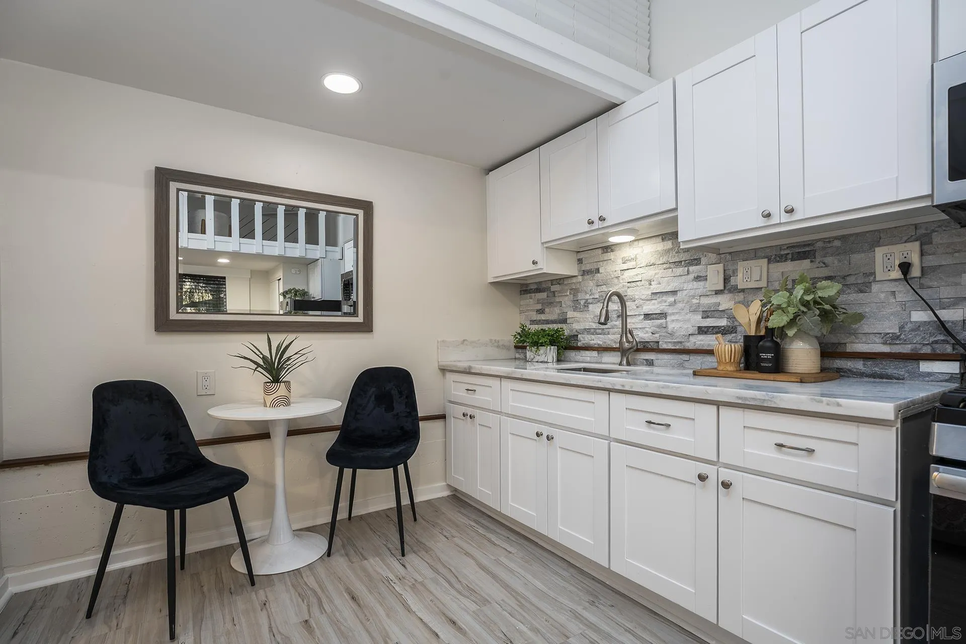 https://cdn.realtyfeed.com/cdn/127/260019633/fb0e69ed084b6de4af79c0399a86b133.webp