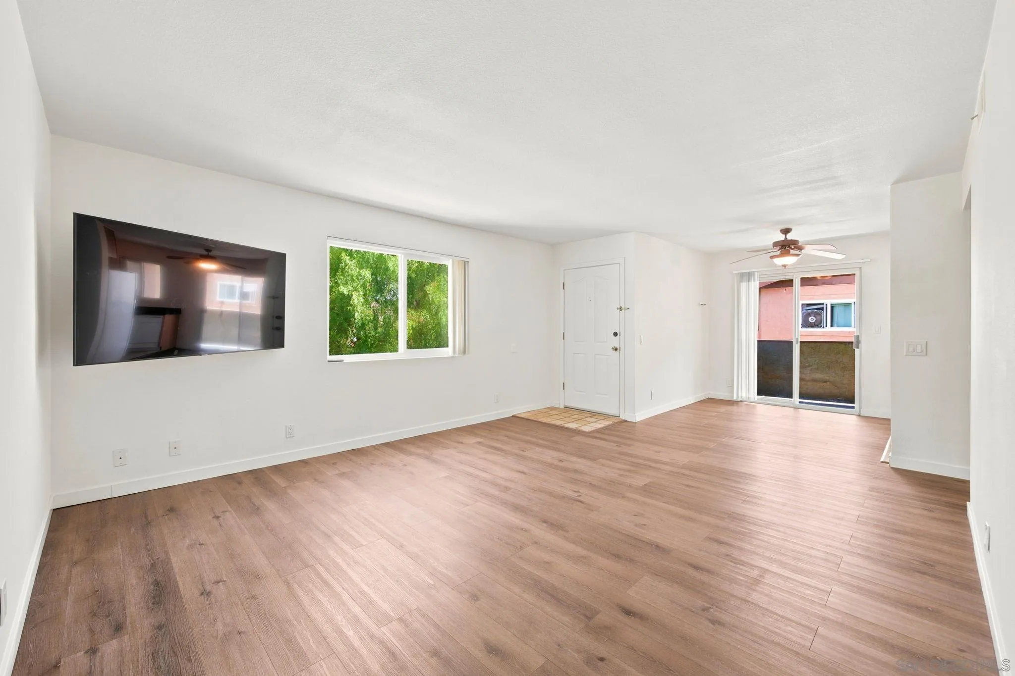 Photo #10: 260019634 Listing: Photo #10