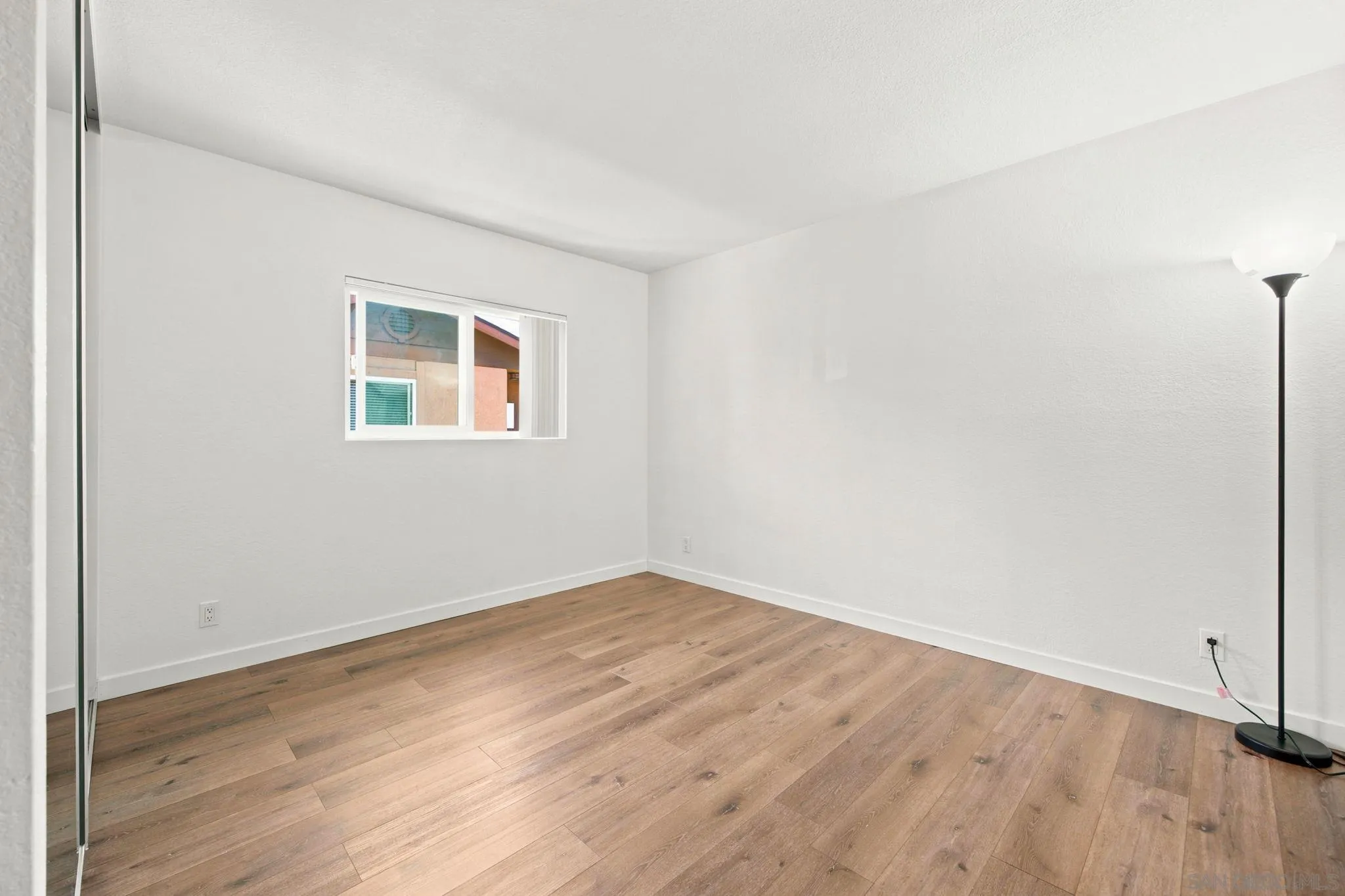 Photo #25: 260019634 Listing: Photo #25