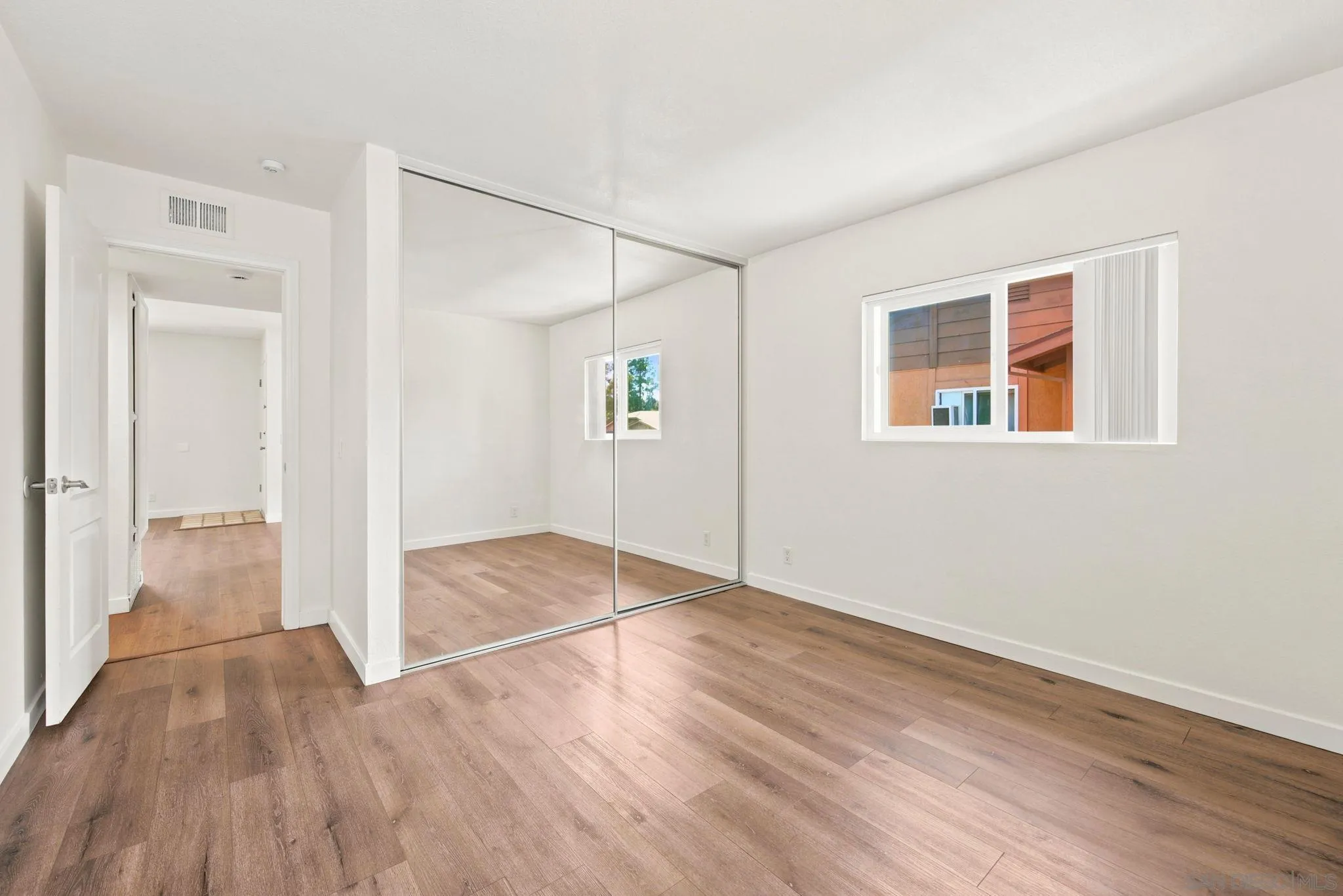 Photo #27: 260019634 Listing: Photo #27