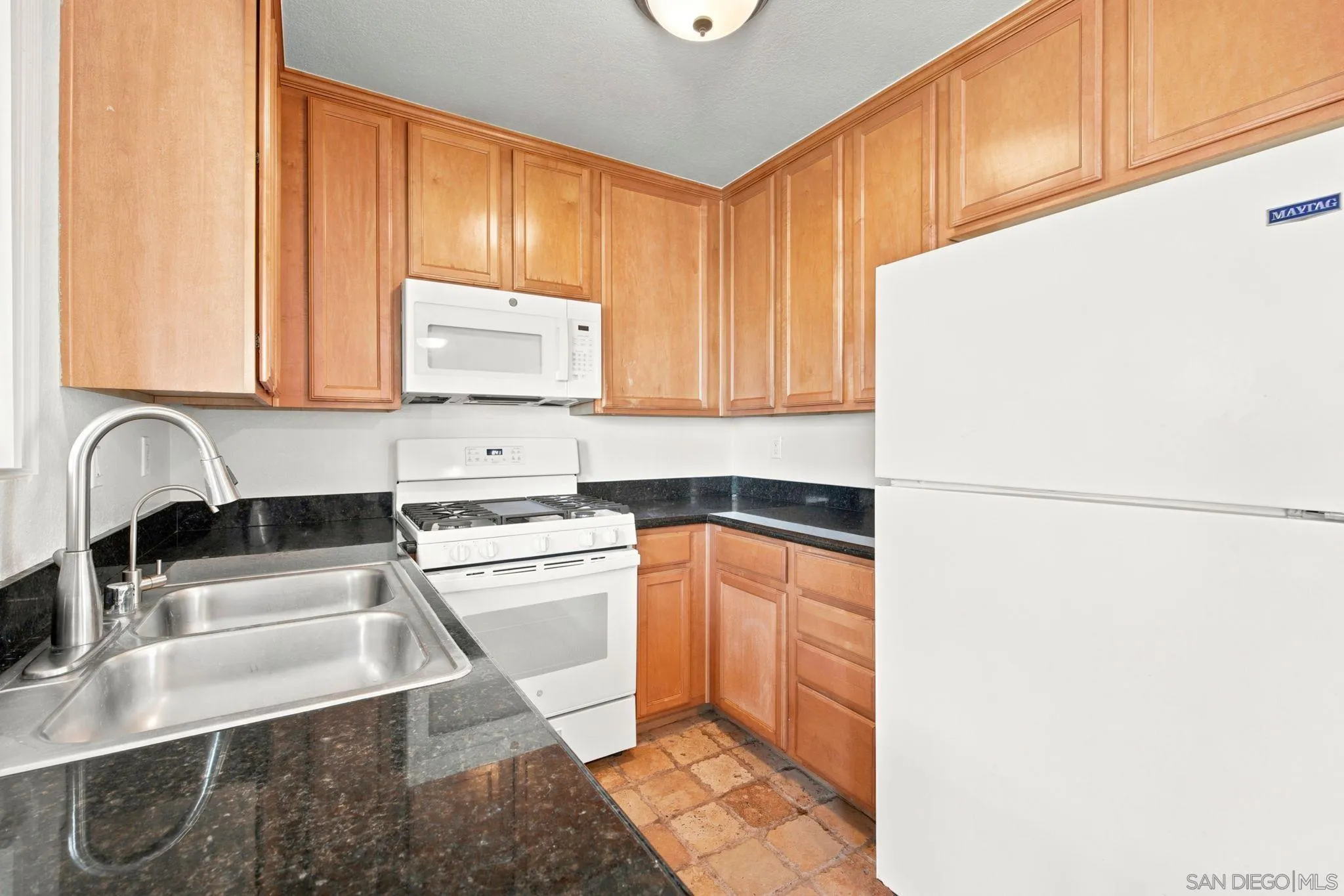 Photo #15: 260019634 Listing: Photo #15