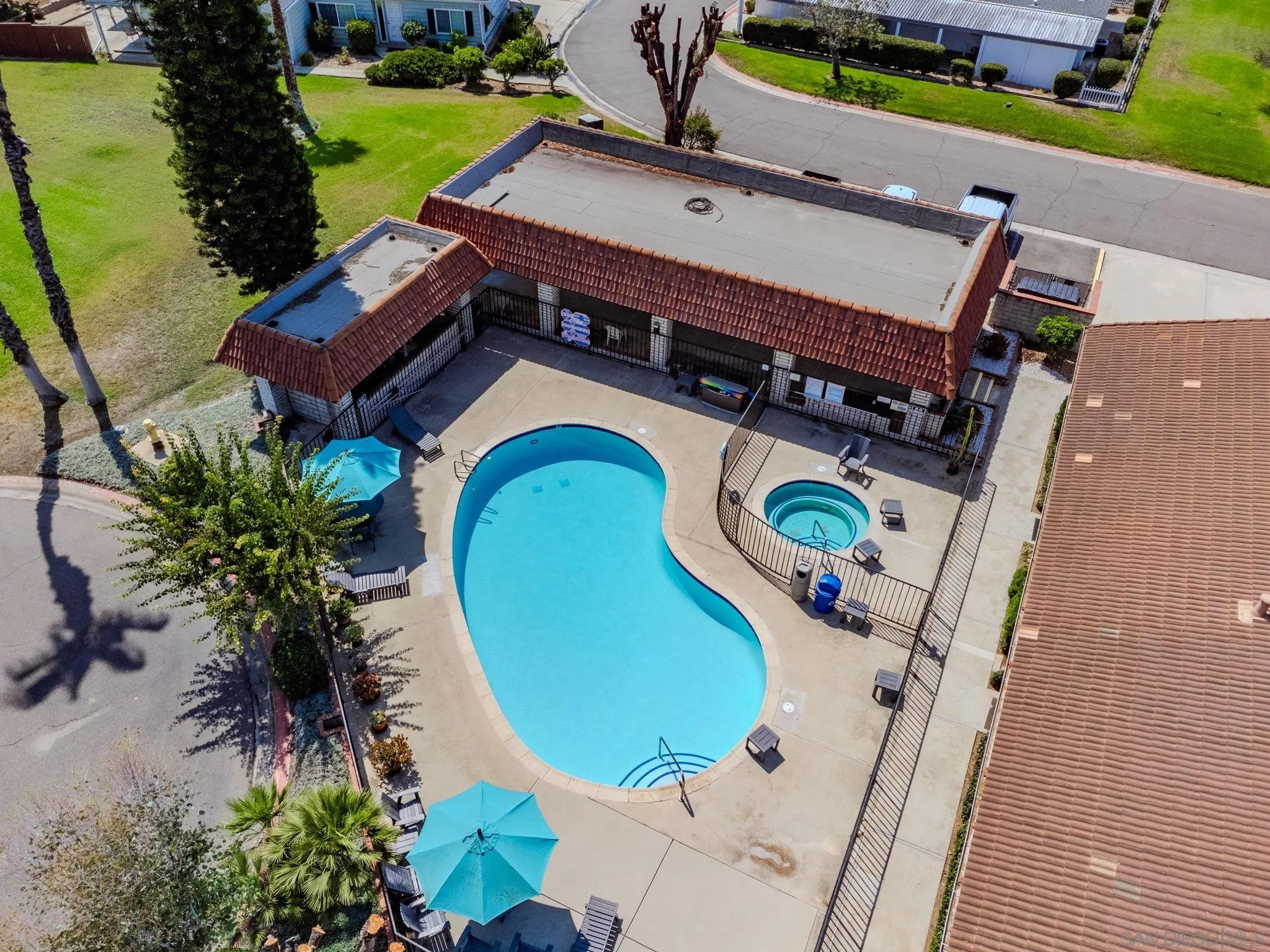 https://cdn.realtyfeed.com/cdn/127/260019638/87bd5666ce73991f0661a1a283ebc53e.webp