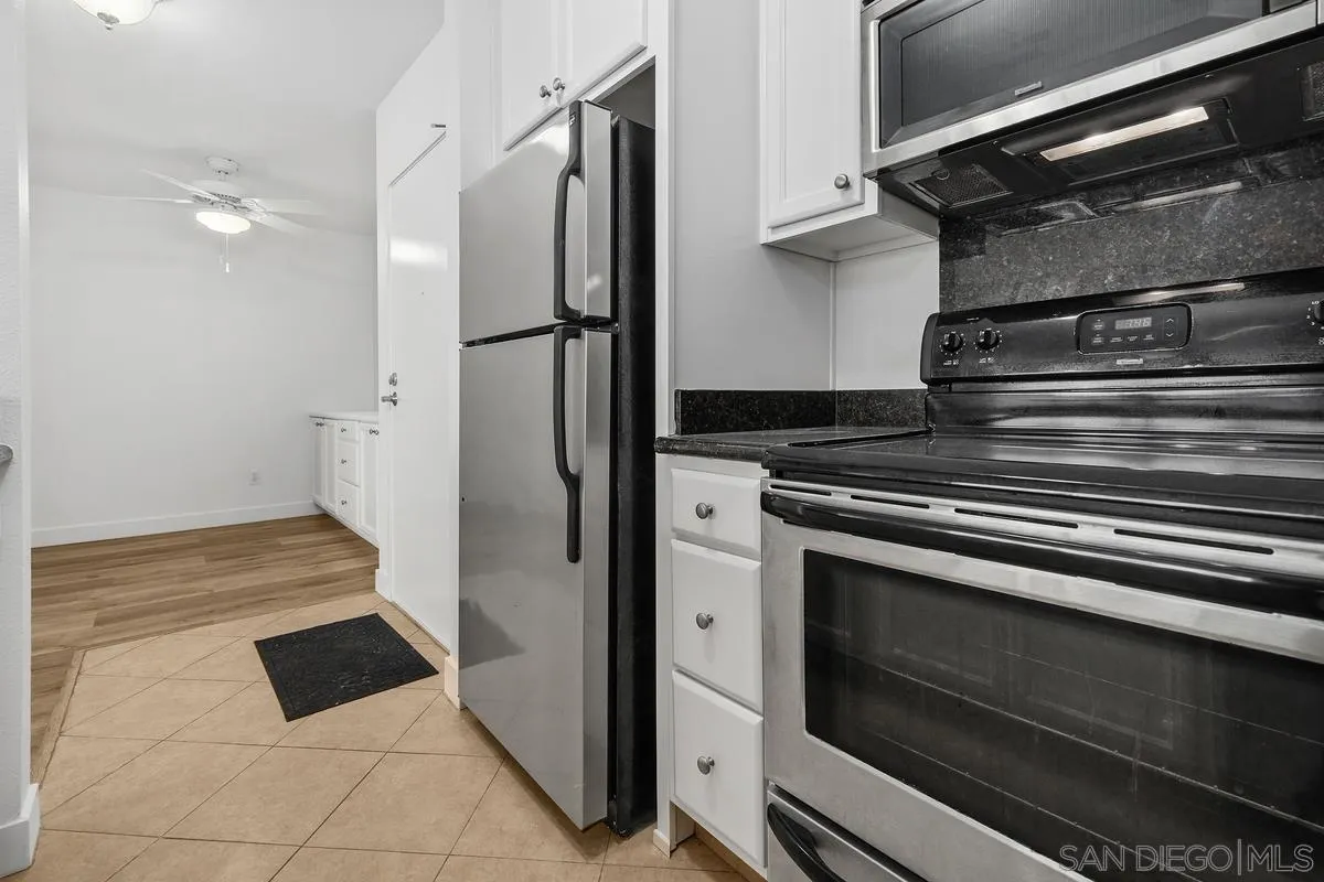 Photo #9: 260019639 Listing: Photo #9