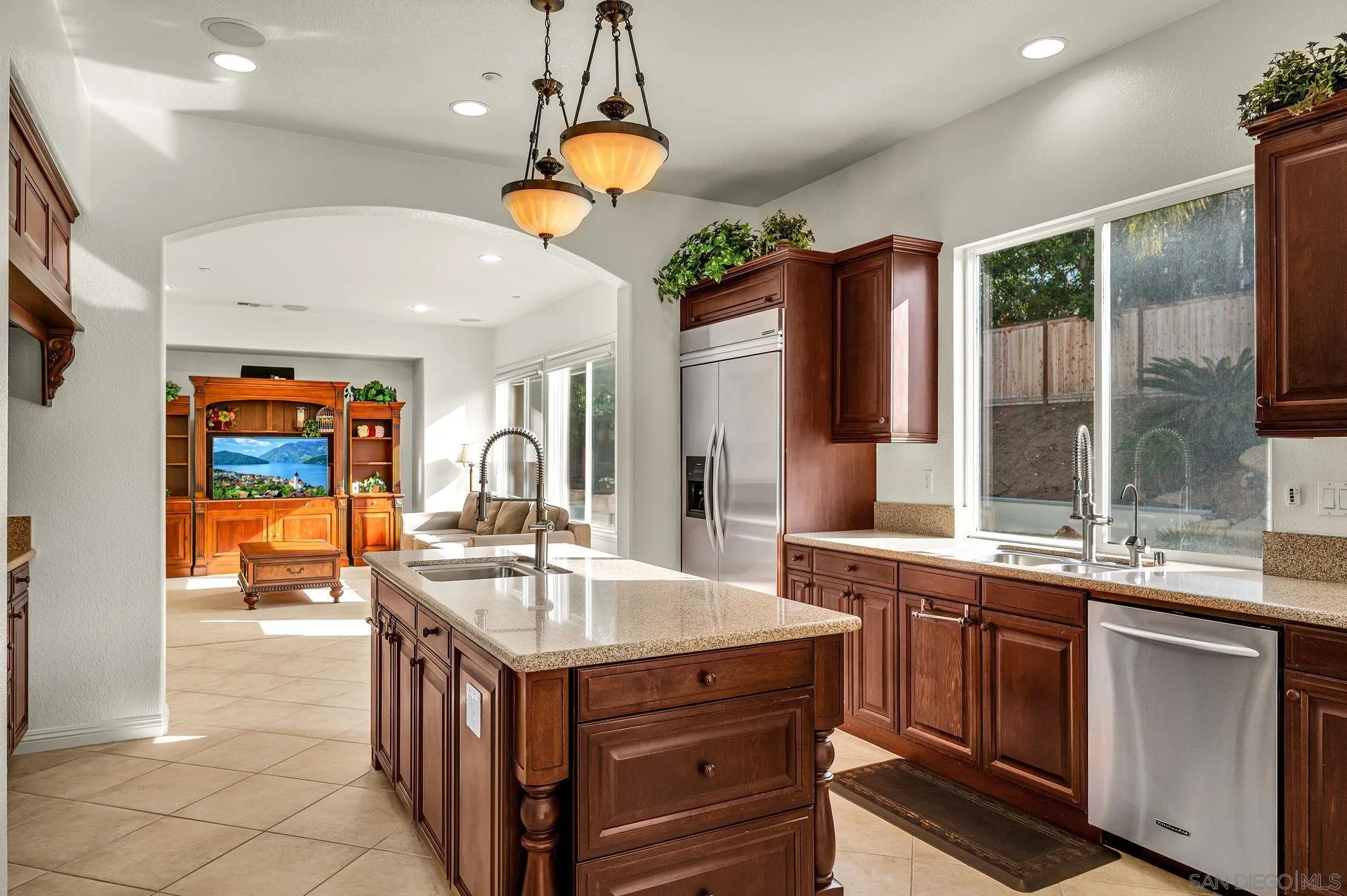 https://cdn.realtyfeed.com/cdn/127/260019645/09600717461cc2eaa443ef7cc0112e16.webp