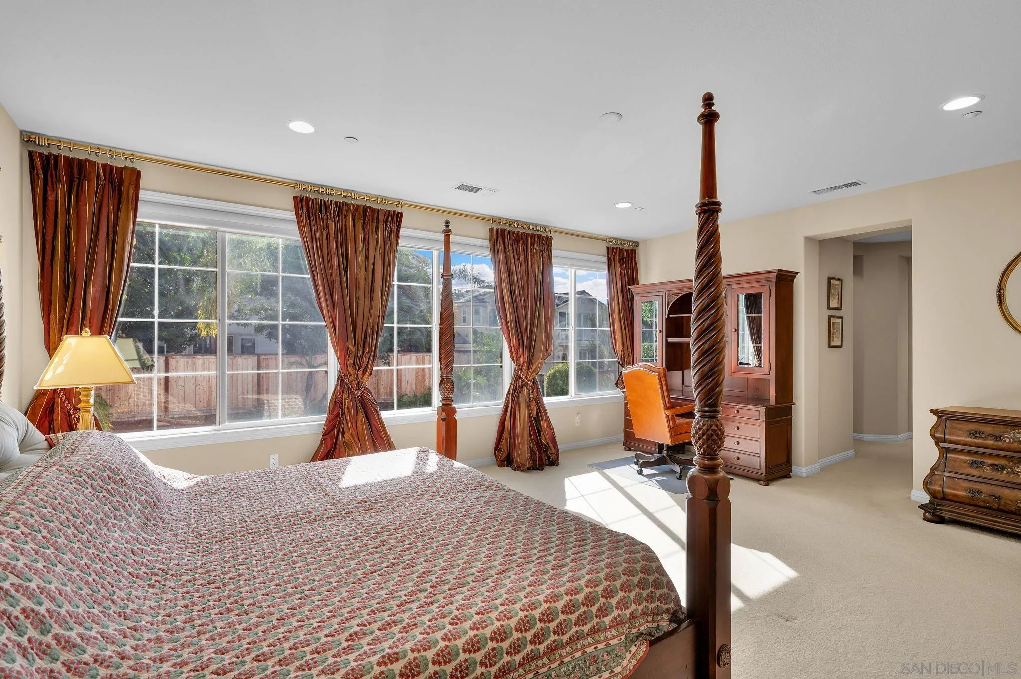 https://cdn.realtyfeed.com/cdn/127/260019645/0f97edb1405d7dccf5ae24da6599c07f.webp