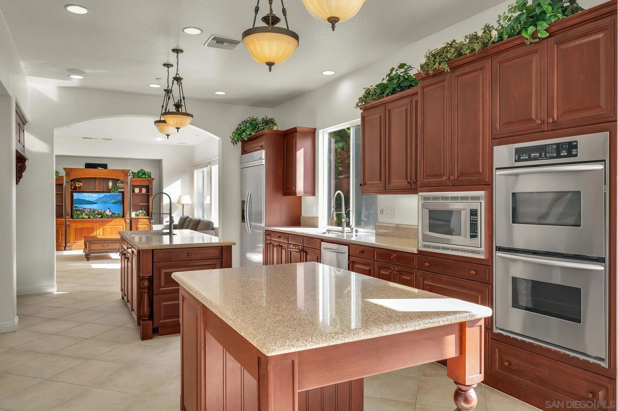 https://cdn.realtyfeed.com/cdn/127/260019645/b9204766bf43f77a9081651e74e8def6.webp