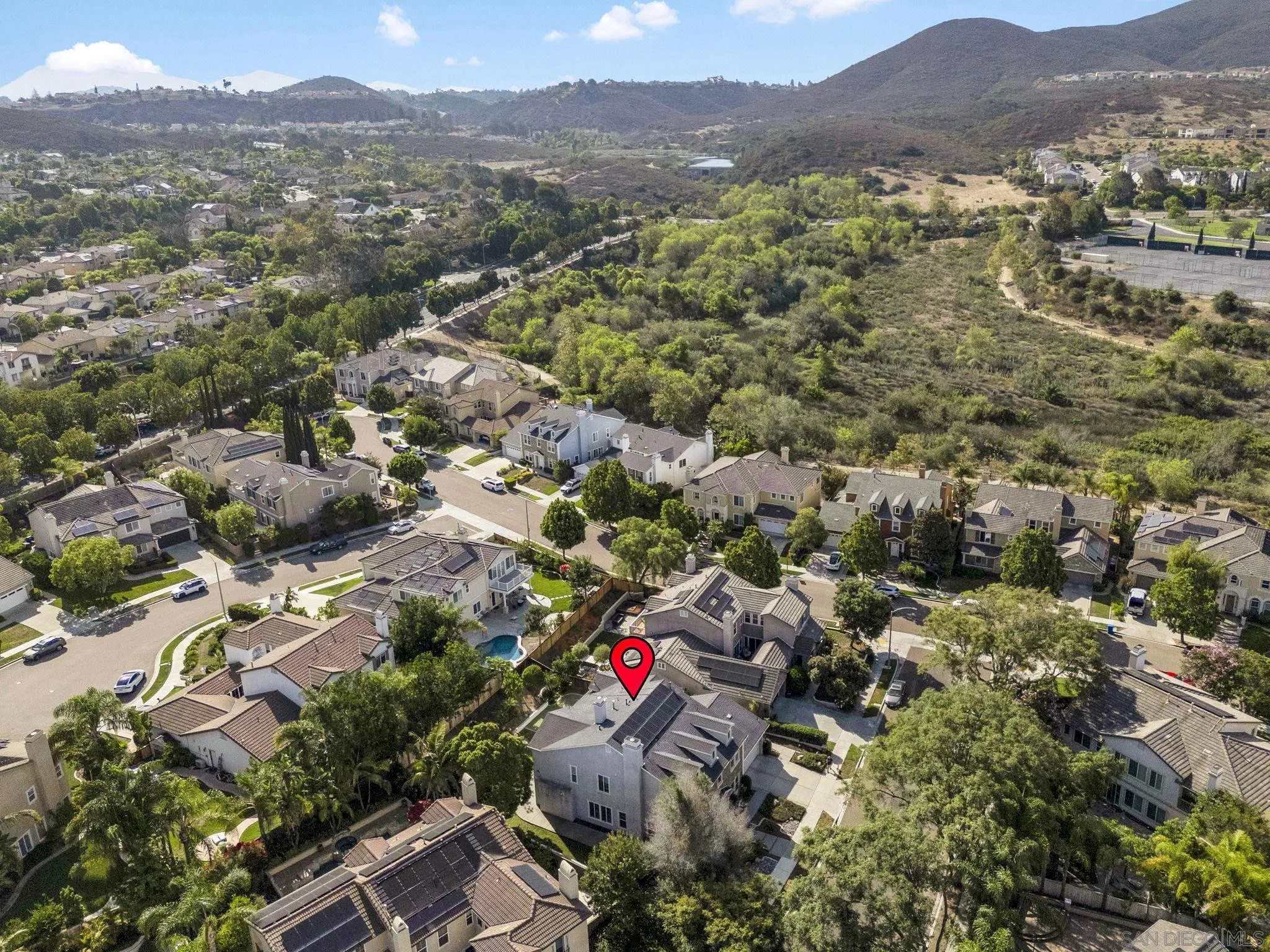 https://cdn.realtyfeed.com/cdn/127/260019645/d26f984f76f2753d3537b5de57fb9089.webp