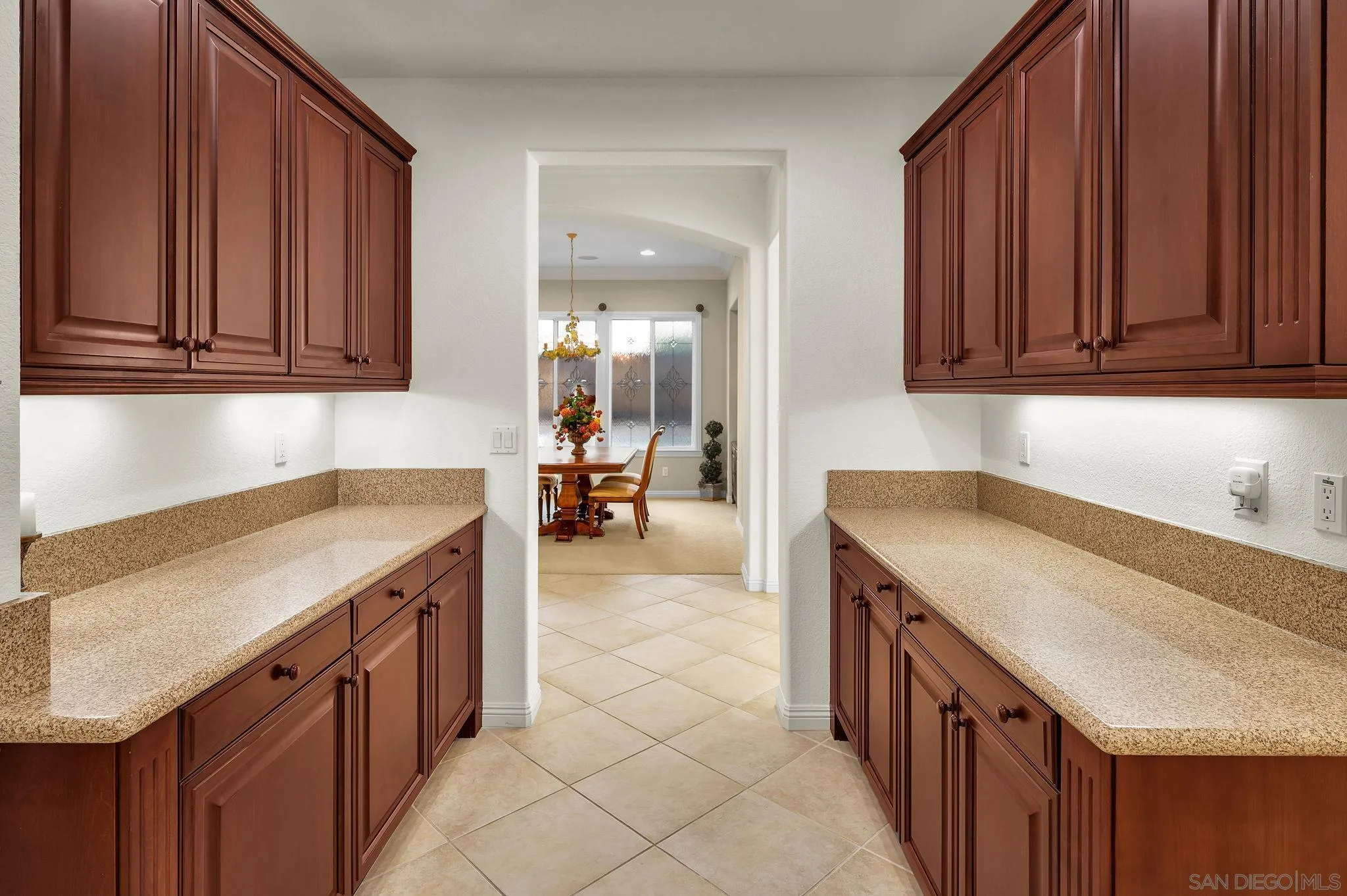 https://cdn.realtyfeed.com/cdn/127/260019645/f86bc3554029b3567e8de208778e93db.webp