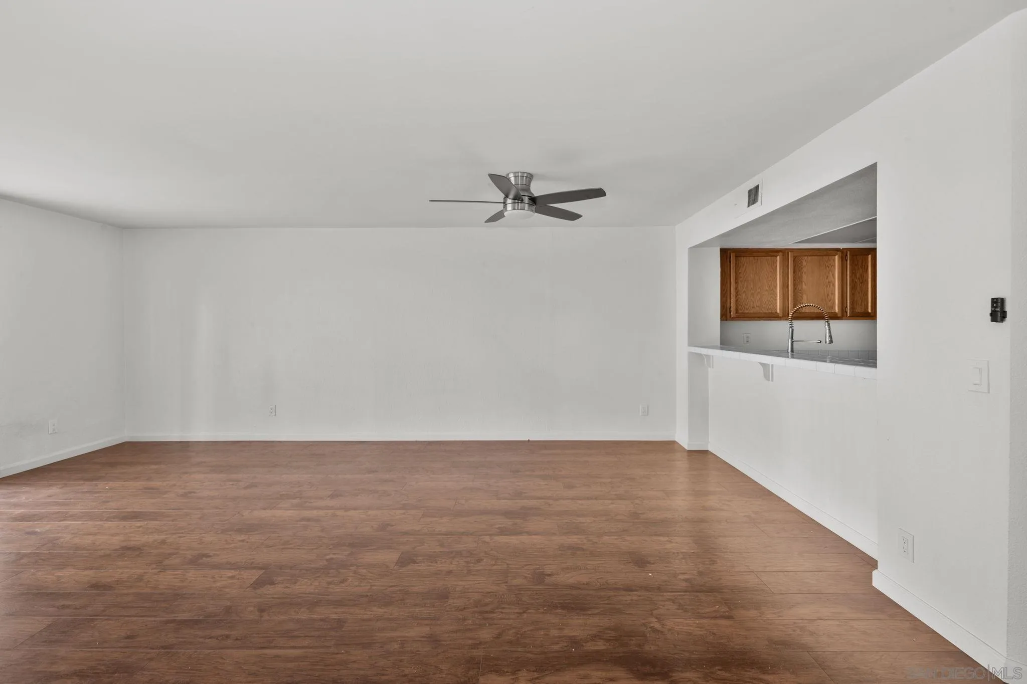 Photo #17: 260019649 Listing: Photo #17