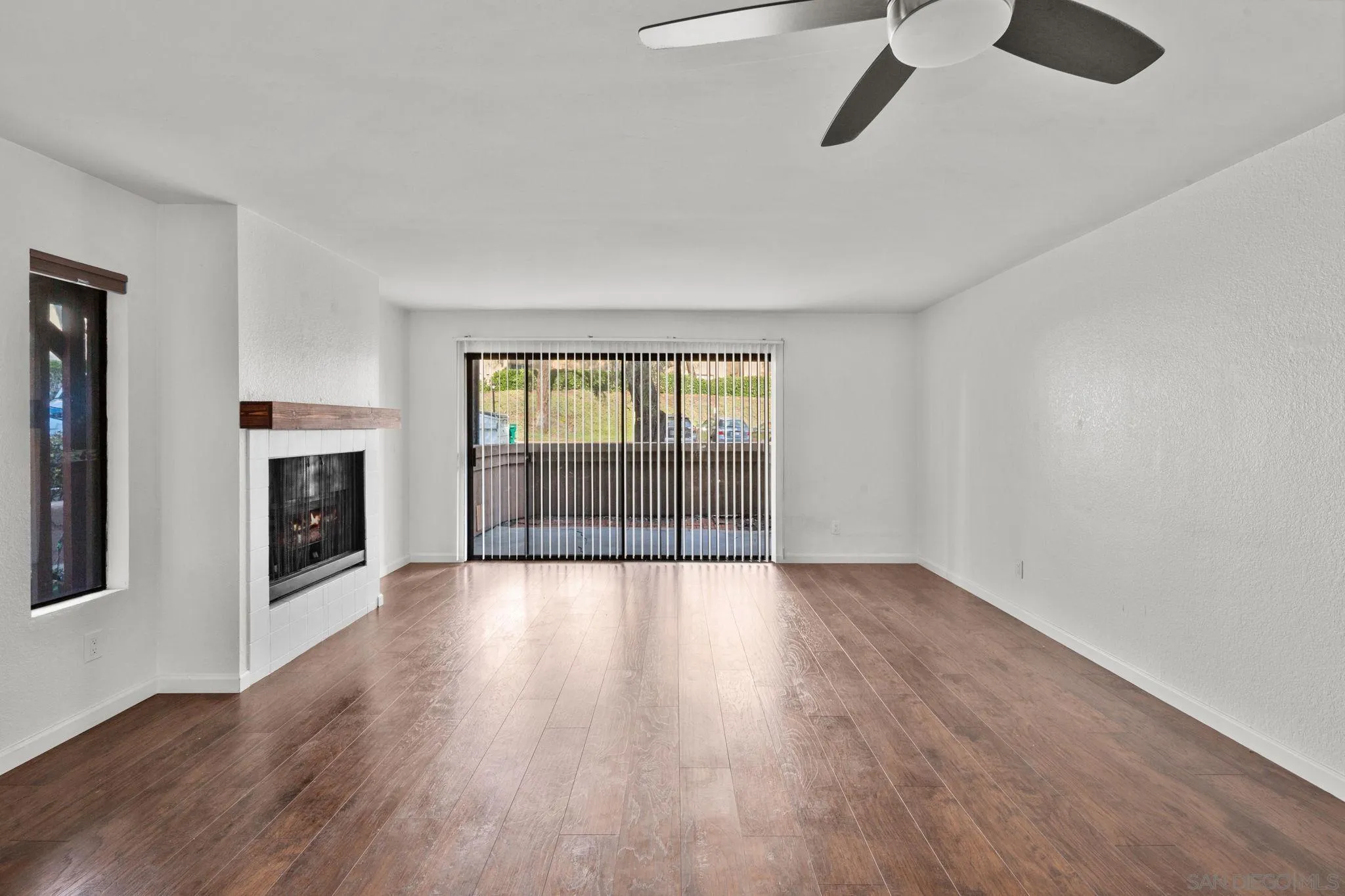 Photo #5: 260019649 Listing: Photo #5