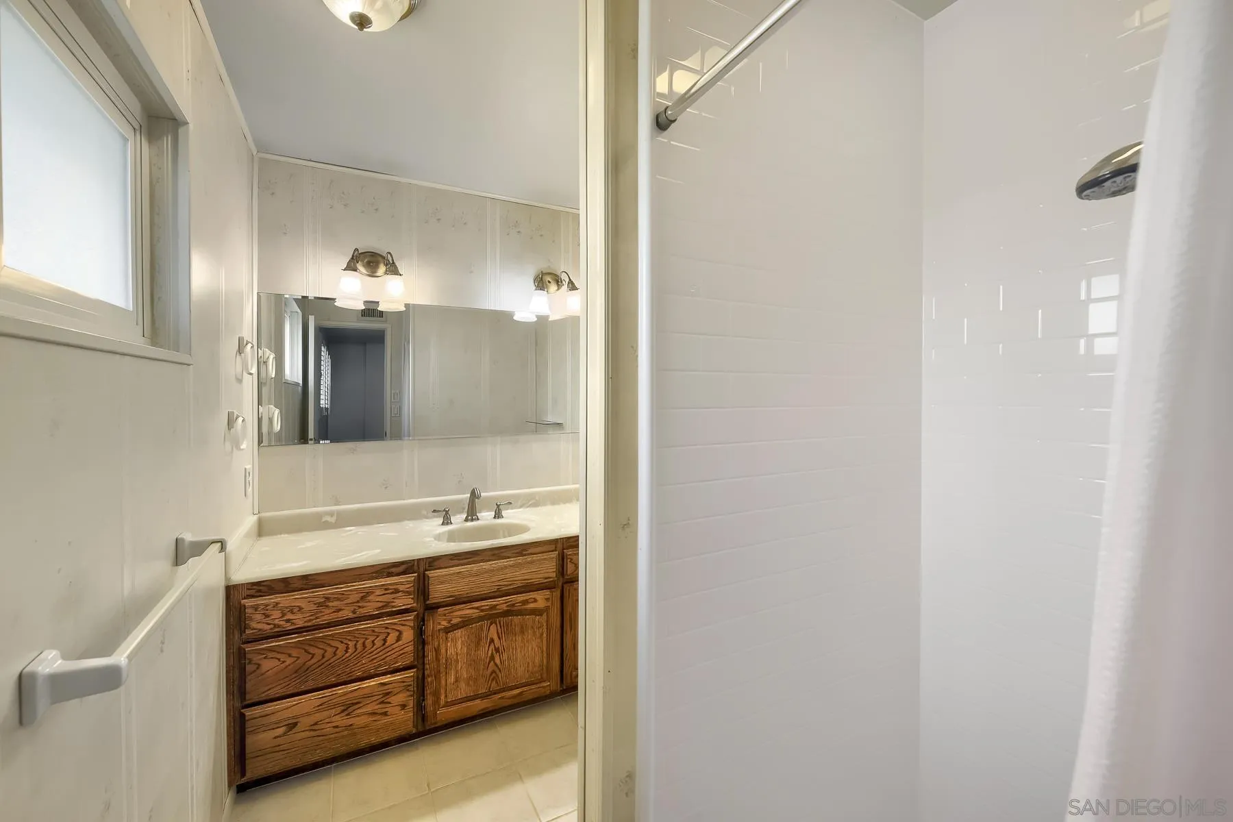 https://cdn.realtyfeed.com/cdn/127/260019666/55aa442982d83657e74366642f05f7bc.webp