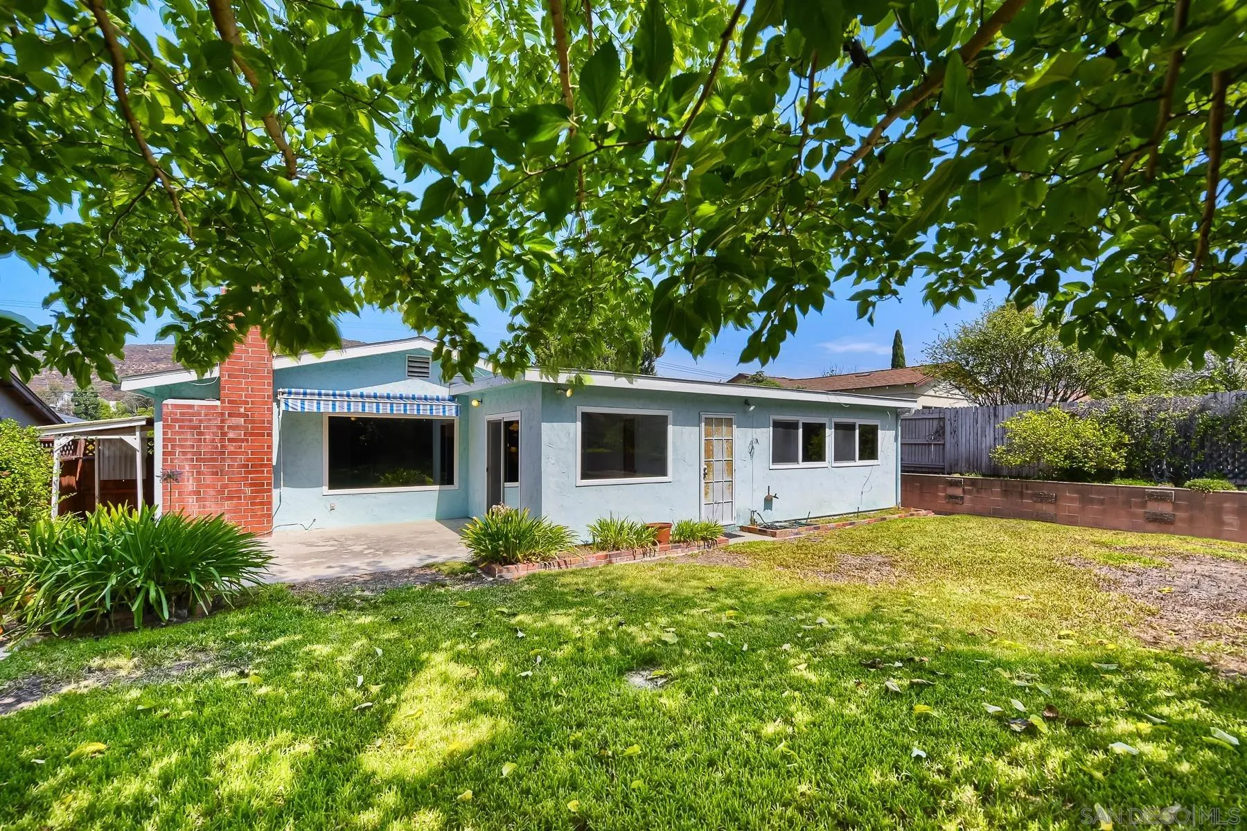 https://cdn.realtyfeed.com/cdn/127/260019666/ffc678f8b9a801cf0463f8e200b62fb4.webp