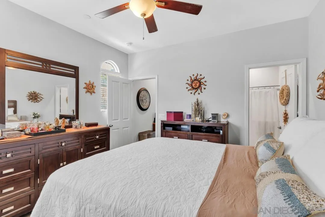 https://cdn.realtyfeed.com/cdn/127/260019669/6596deb6d578b6b6a1665b13a68fcd22.webp