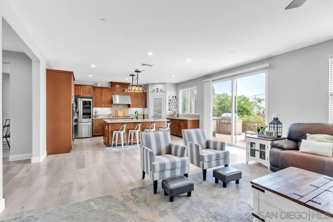 https://cdn.realtyfeed.com/cdn/127/260019669/a4c6e1ca3e9b0803c23f3e199042d9c7.webp