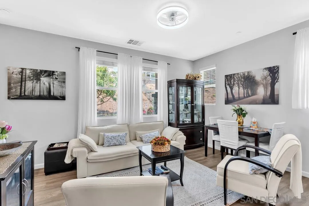 https://cdn.realtyfeed.com/cdn/127/260019669/cdfd7b0ff6a27de387a8028de8149f0c.webp